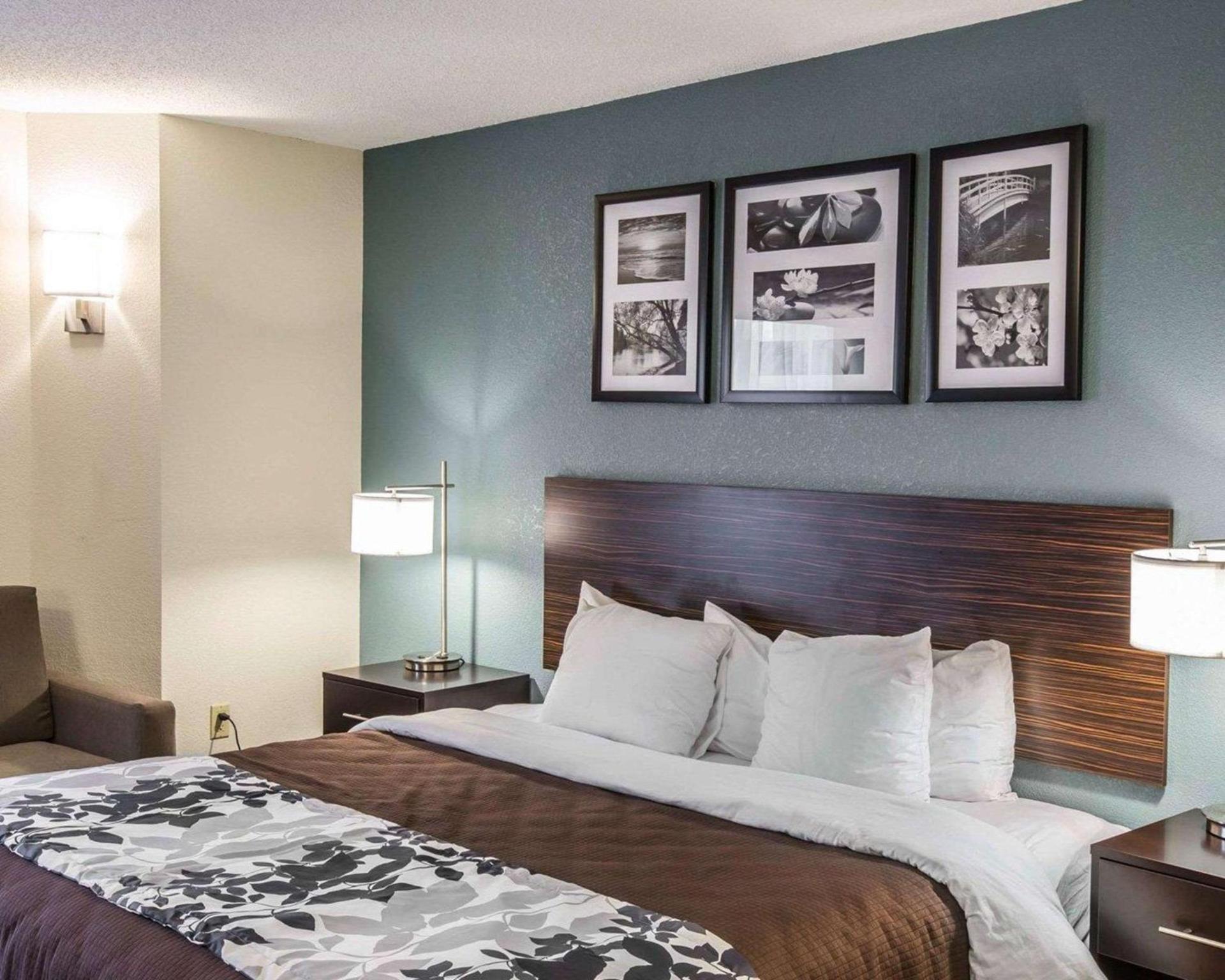 Sleep Inn Greensboro Airport photo 11