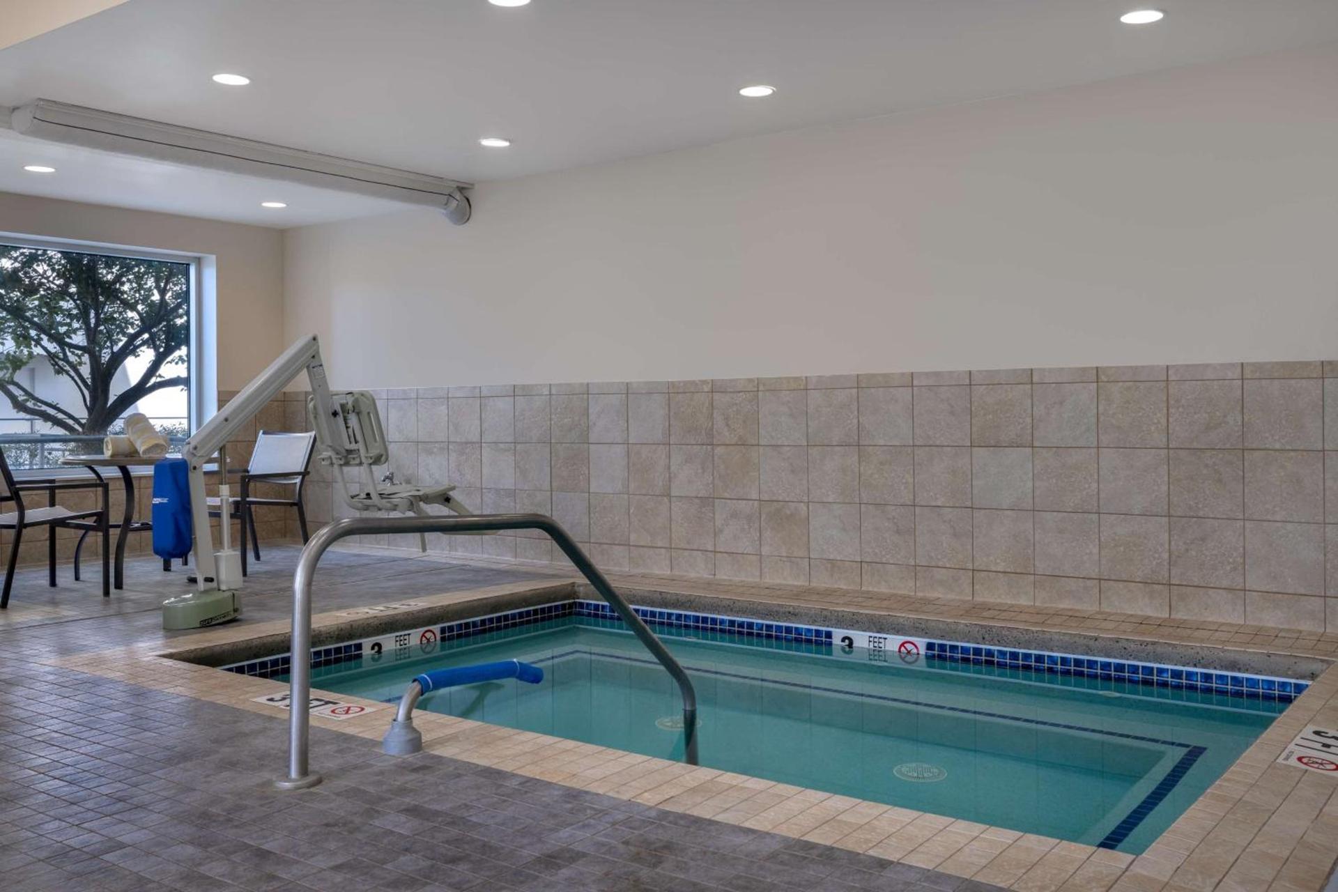 Home2 Suites By Hilton Bristol photo 32