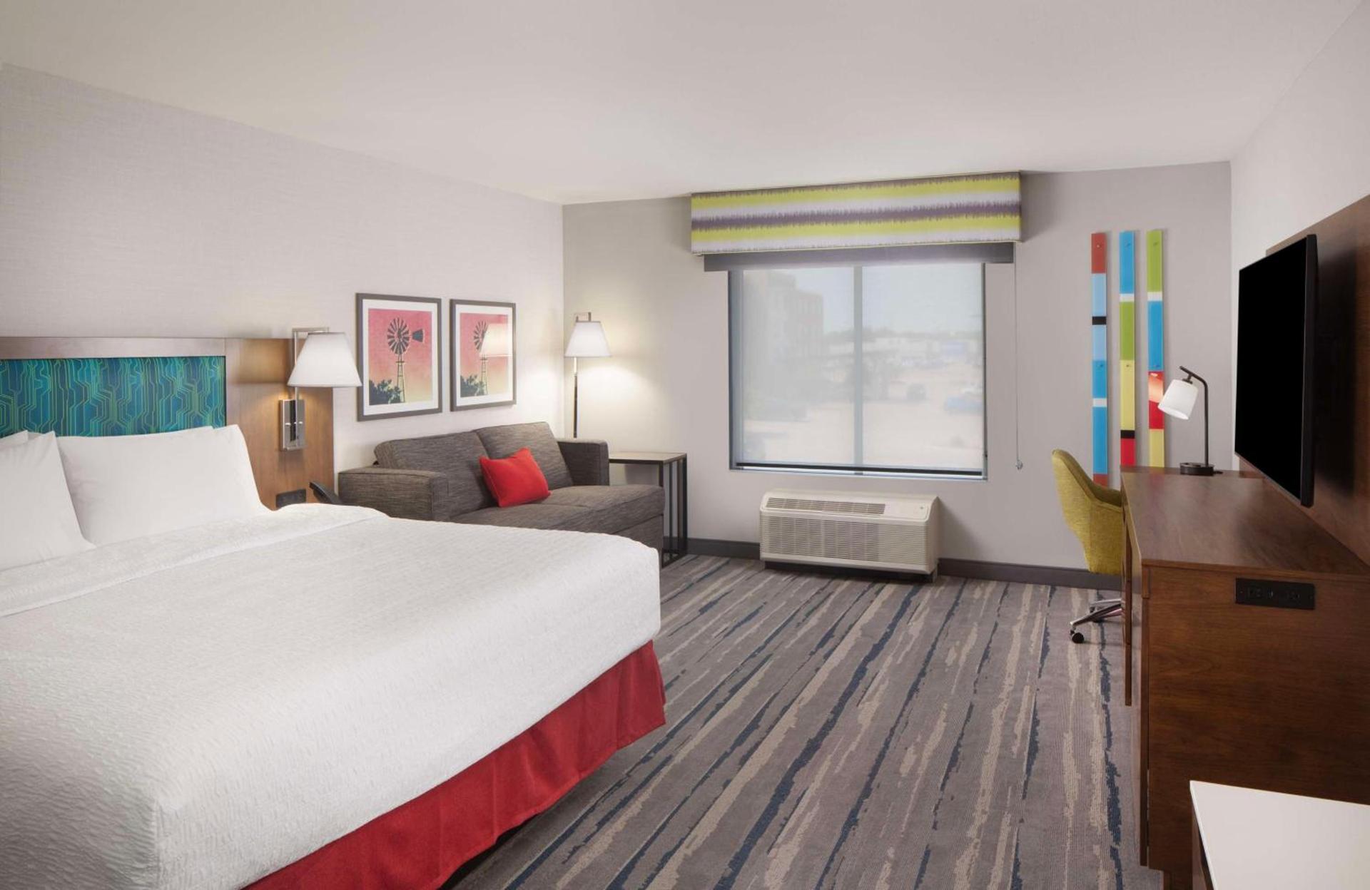 Hampton Inn Ogallala photo 25