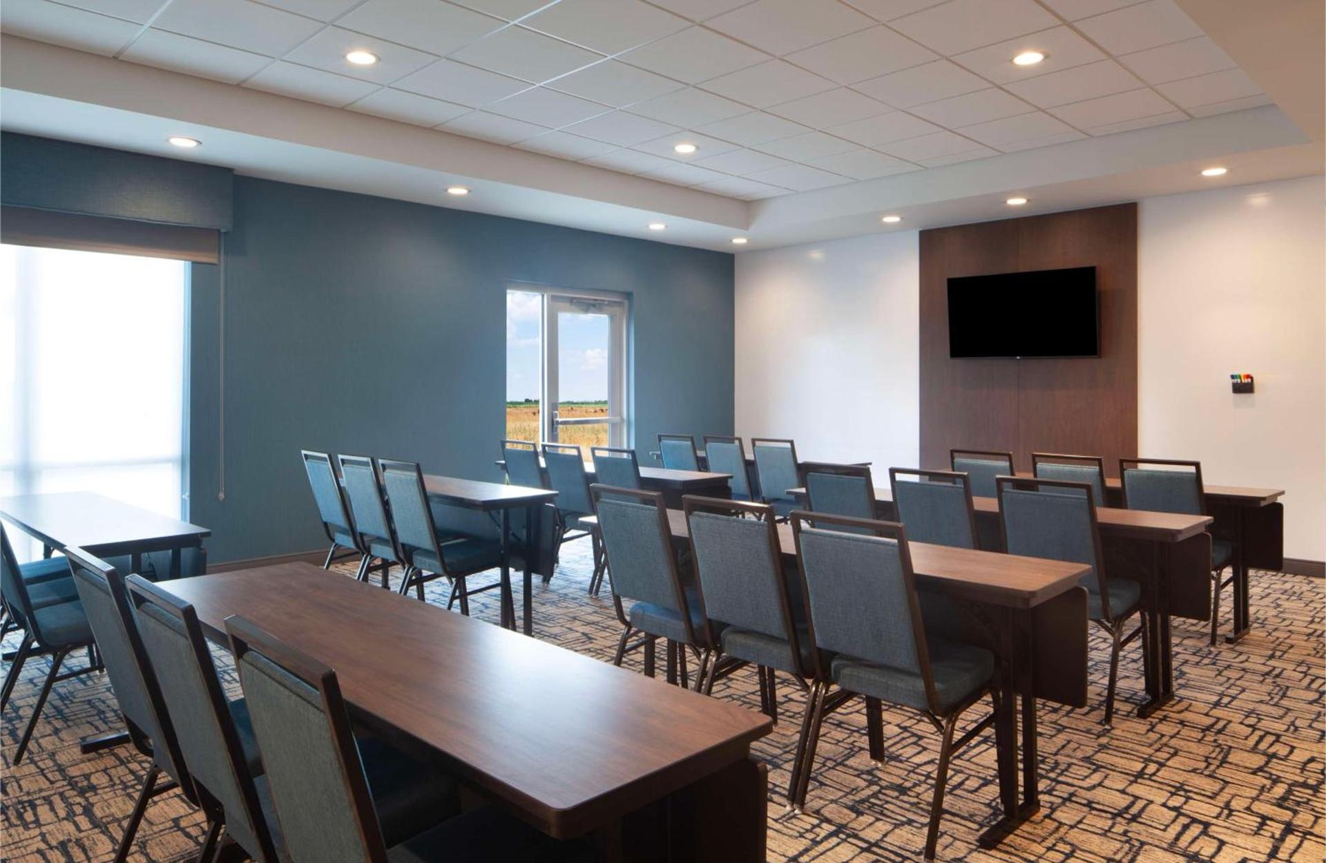 Hampton Inn Ogallala photo 30
