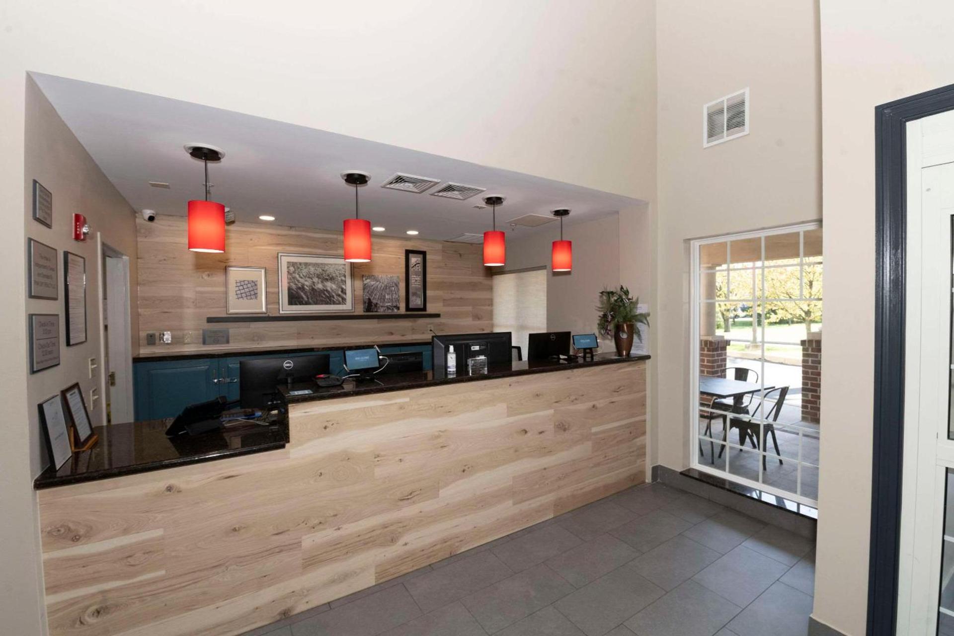Country Inn & Suites by Radisson, Harrisburg - Hershey West, PA photo 5