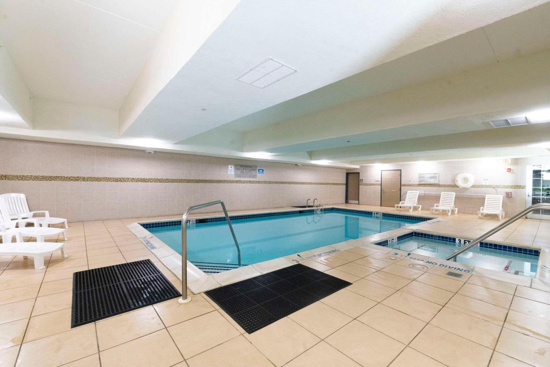Country Inn & Suites by Radisson, Harrisburg - Hershey West, PA photo 36