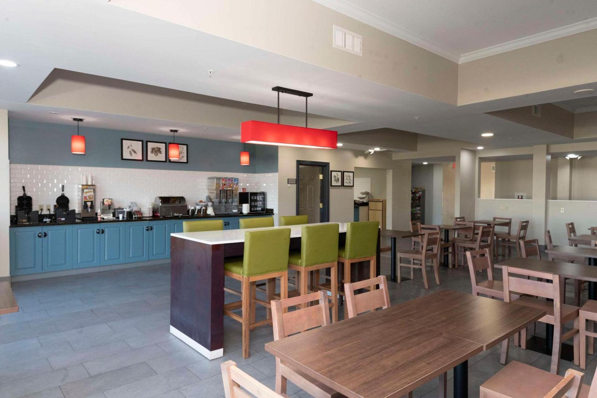 Country Inn & Suites by Radisson, Harrisburg - Hershey West, PA photo 43