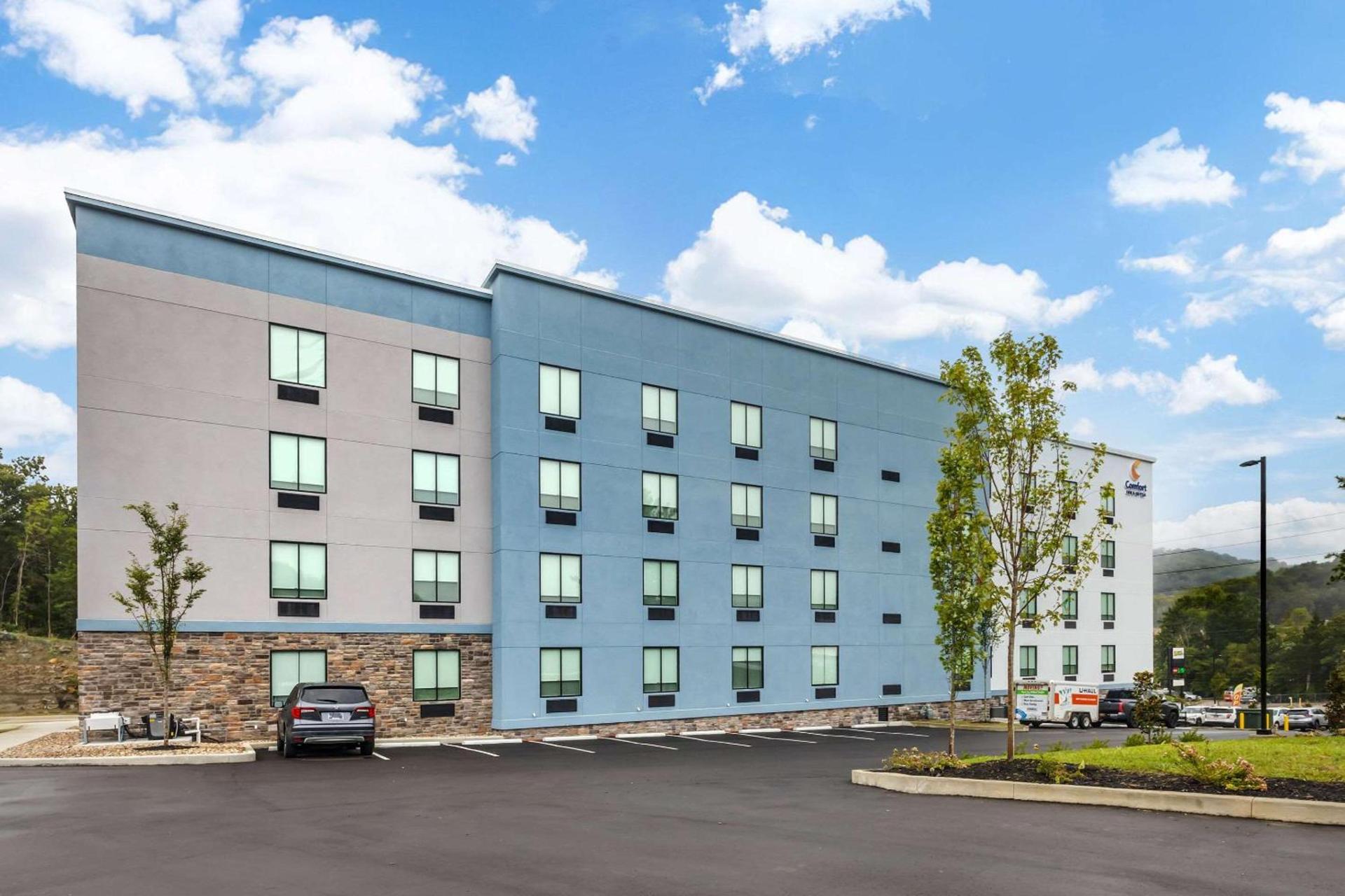 Comfort Inn & Suites Nashville Bellevue photo 2