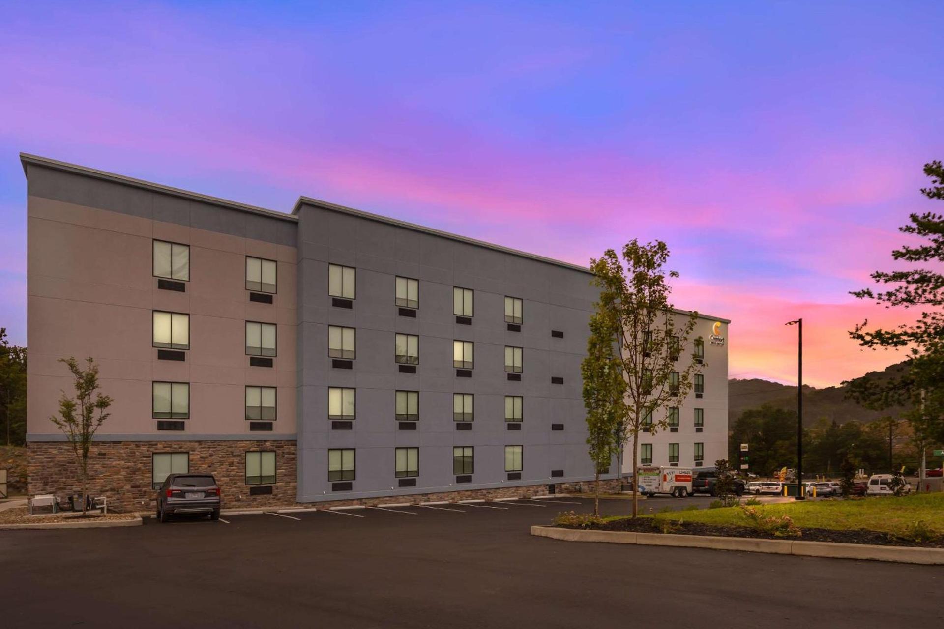 Comfort Inn & Suites Nashville Bellevue photo 4