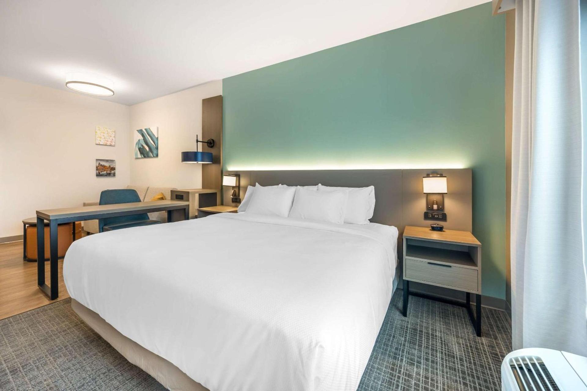 Comfort Inn & Suites Nashville Bellevue photo 9