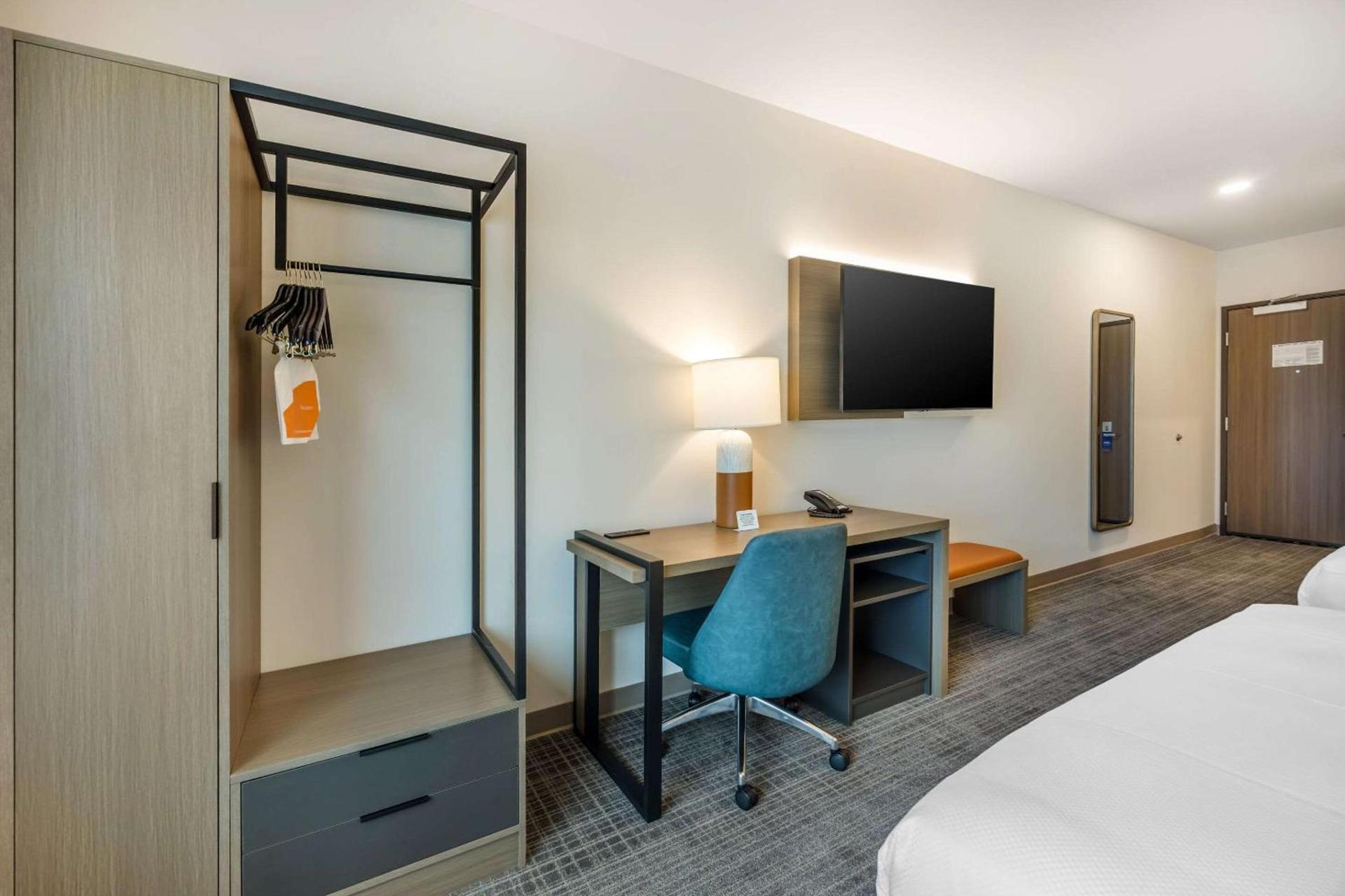 Comfort Inn & Suites Nashville Bellevue photo 17