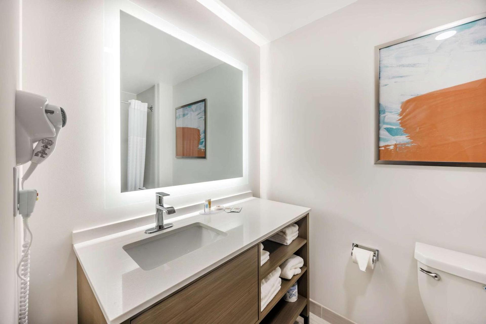 Comfort Inn & Suites Nashville Bellevue photo 20