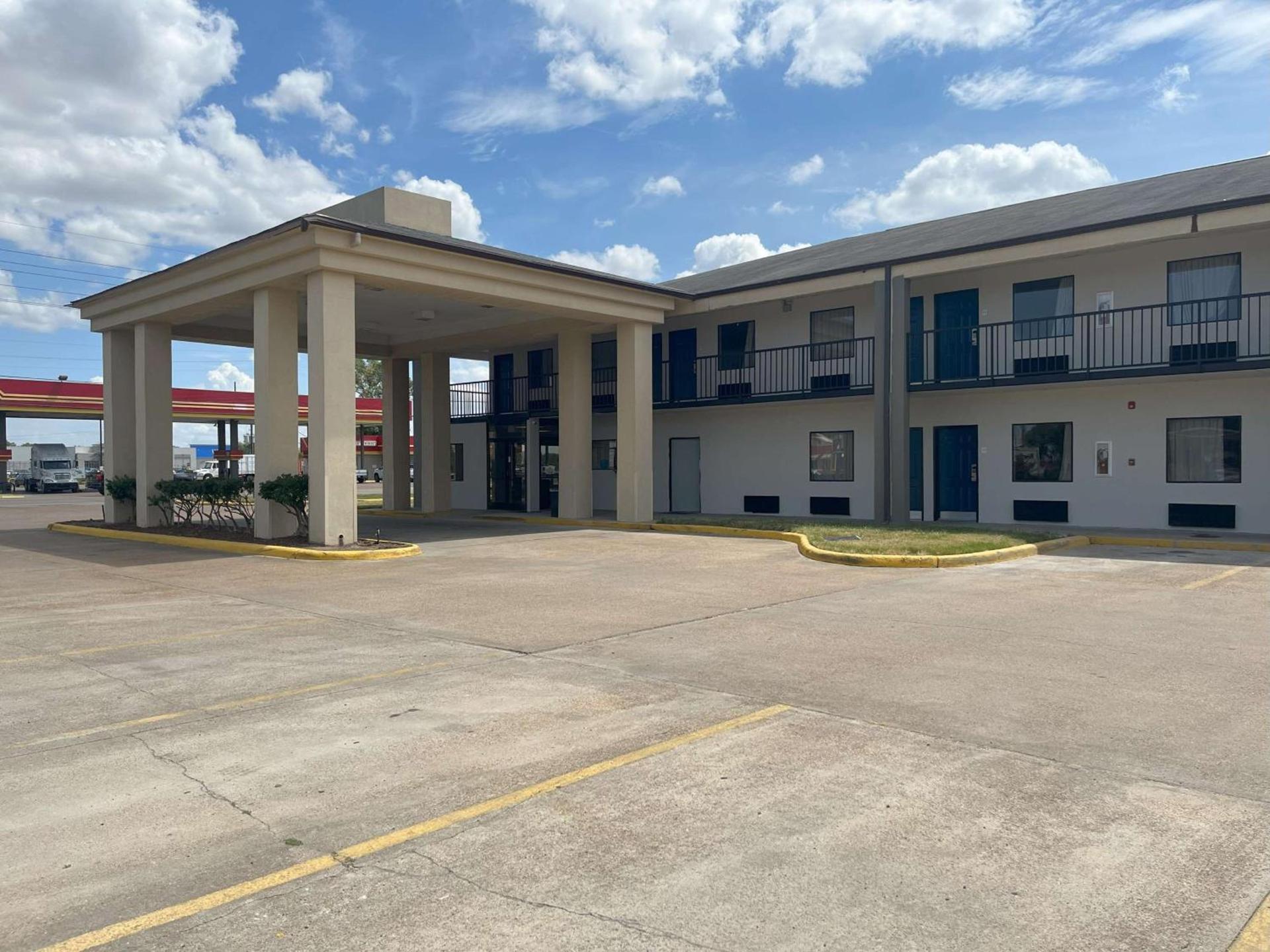 Motel 6 Cleveland, MS – Delta State University — hotel in Cleveland