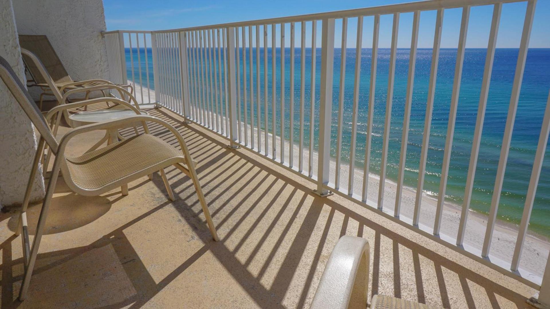 Landmark Holiday Beach photo 29
