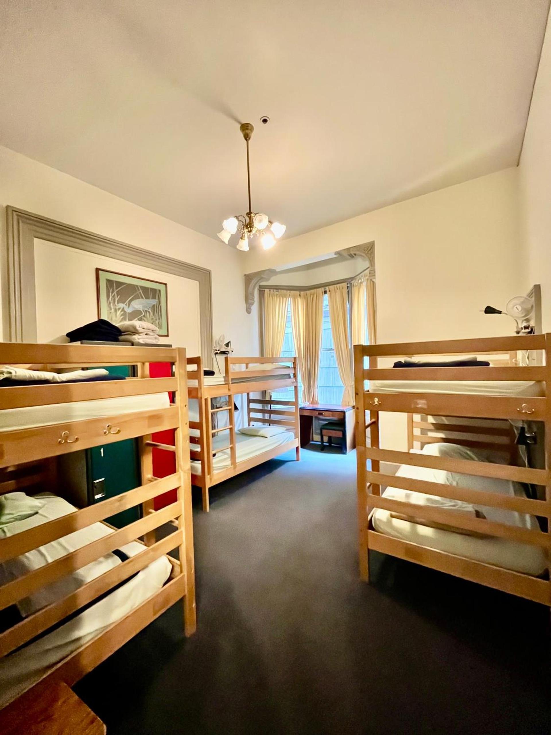 Northwest Portland Hostel photo 33