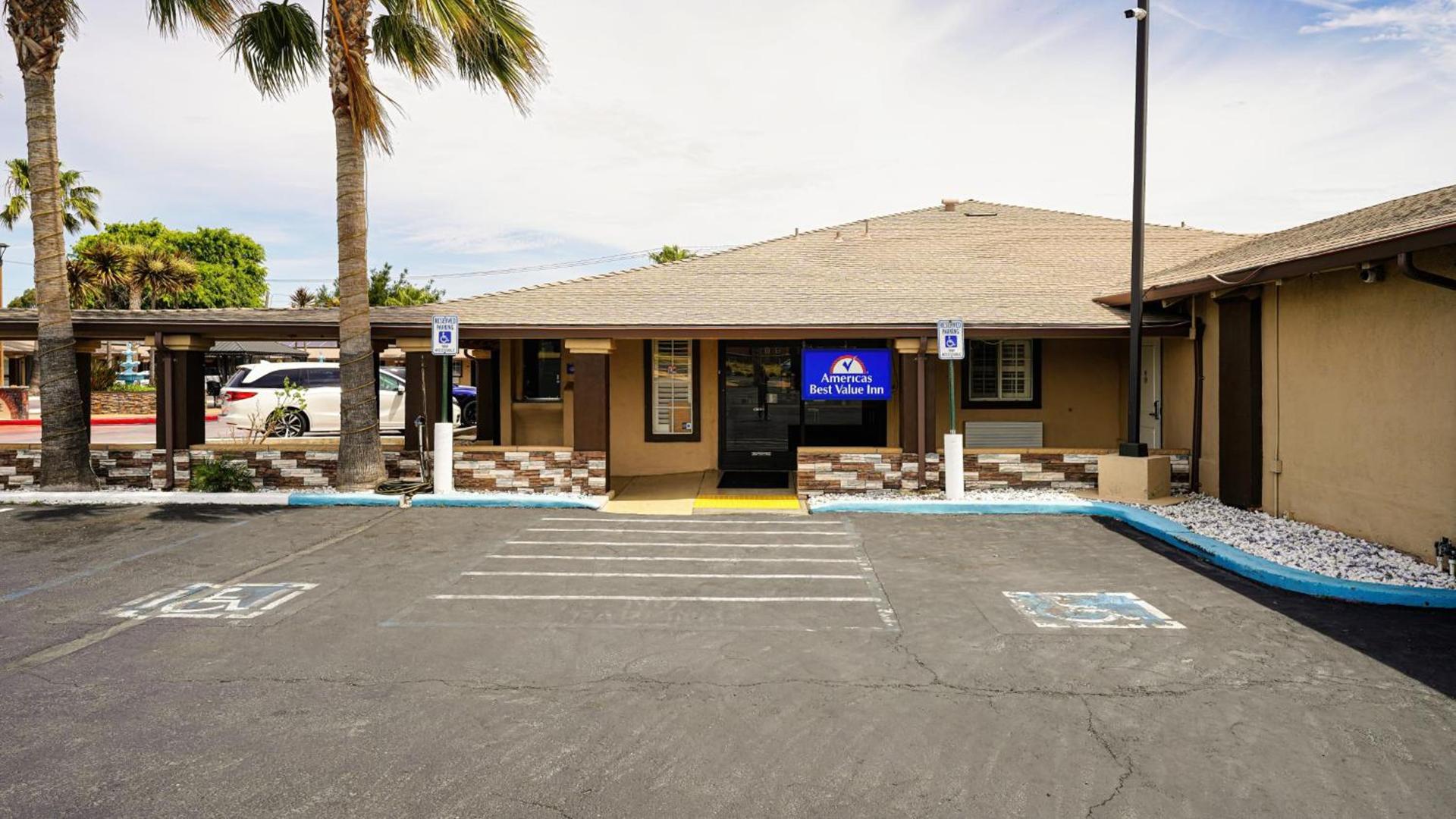 Americas Best Value Inn, Antioch photo 33