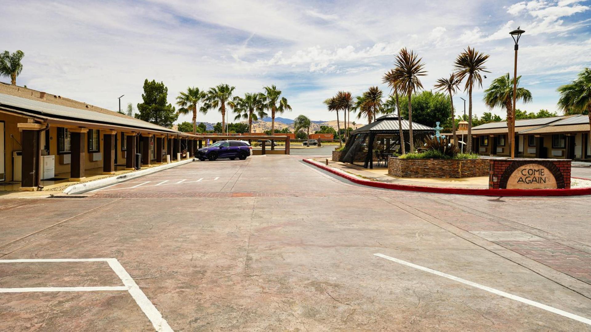 Americas Best Value Inn, Antioch photo 35