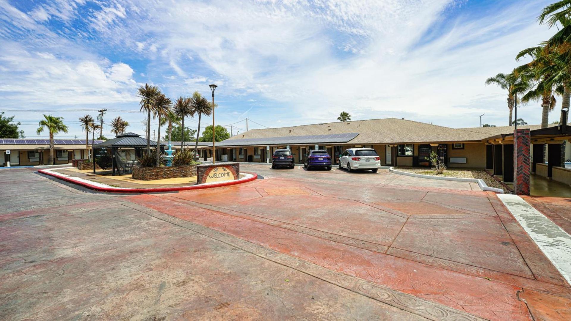 Americas Best Value Inn, Antioch photo 49