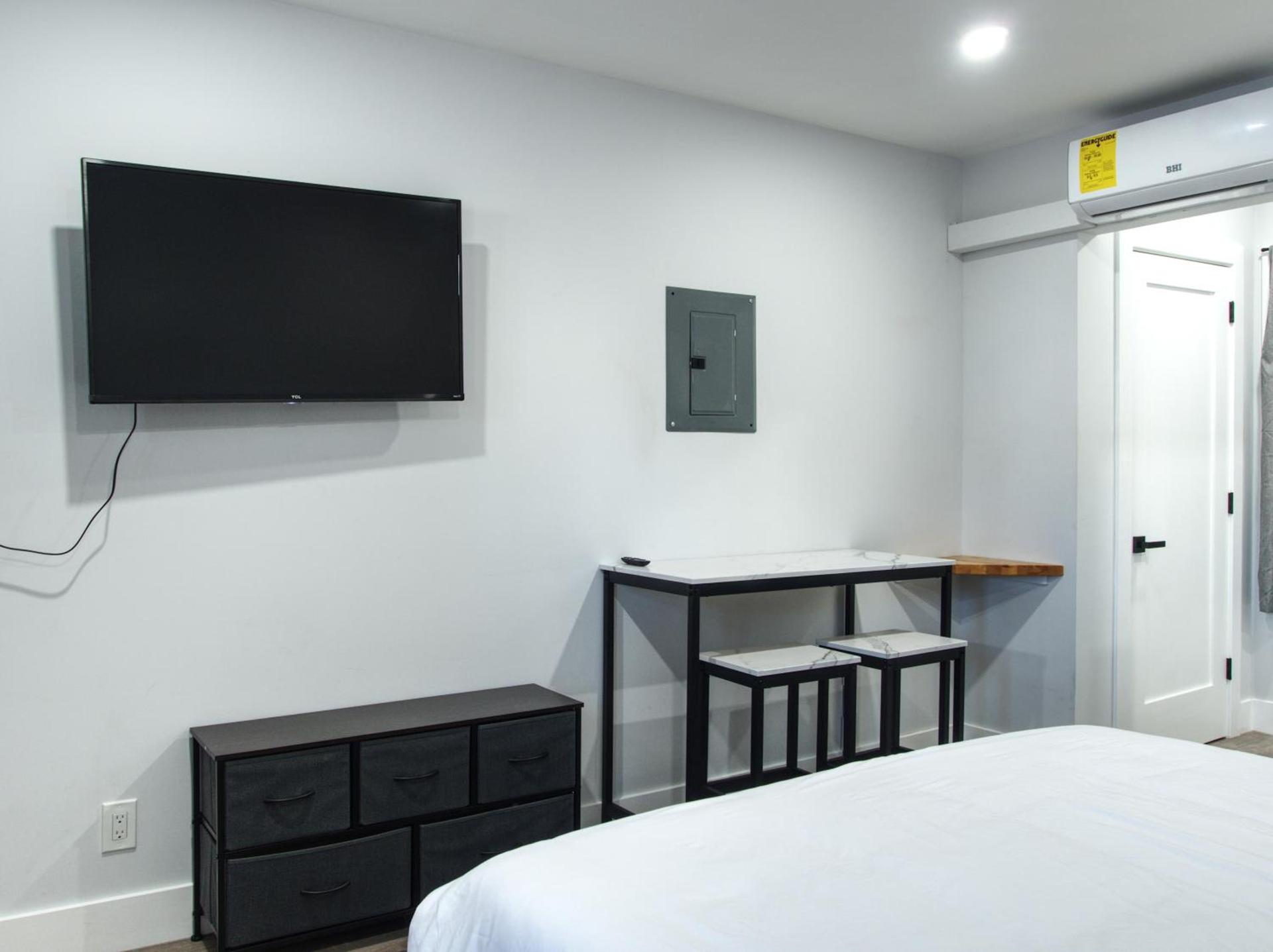 Vermont Suites photo 18