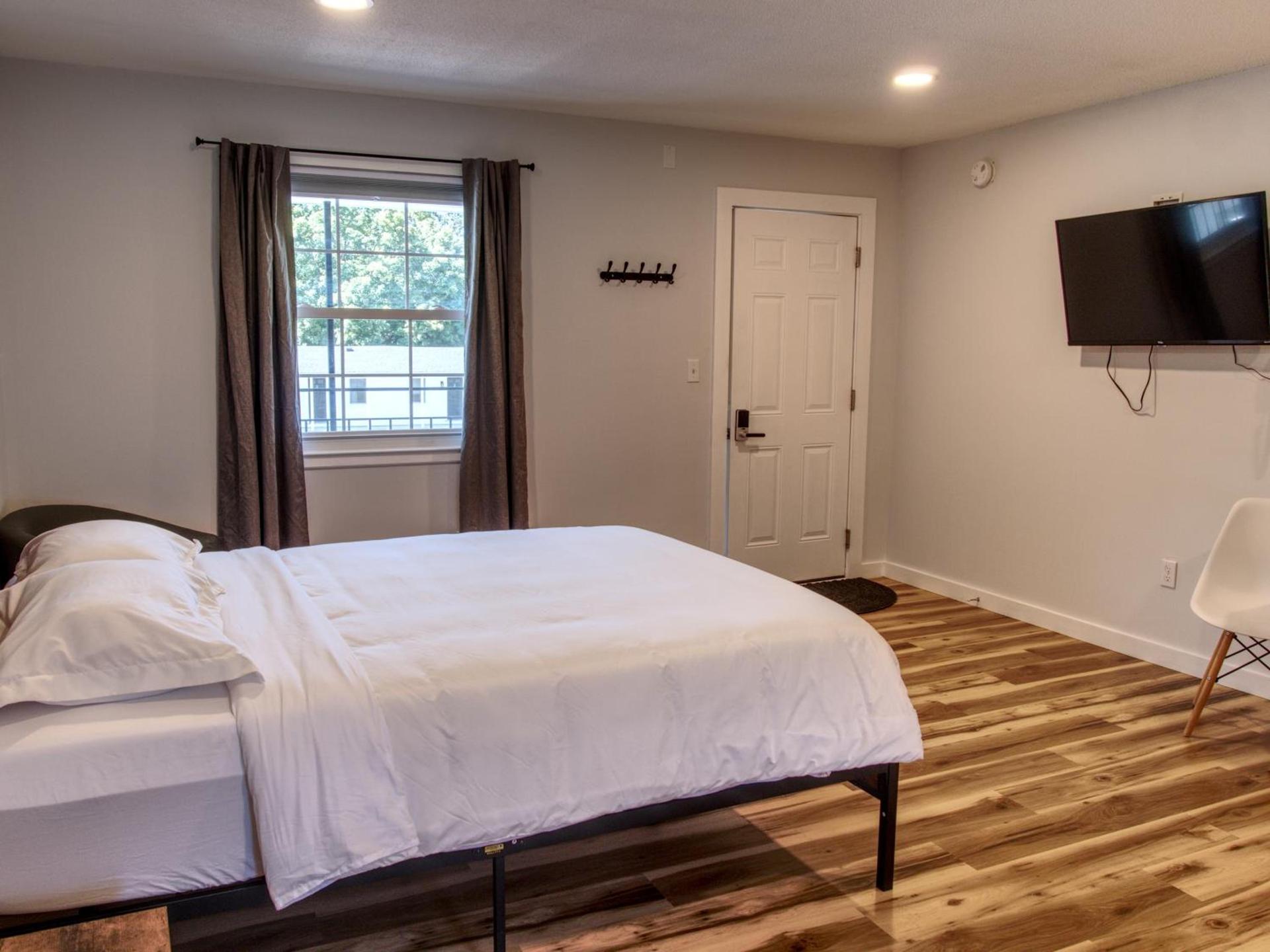 Vermont Suites photo 46
