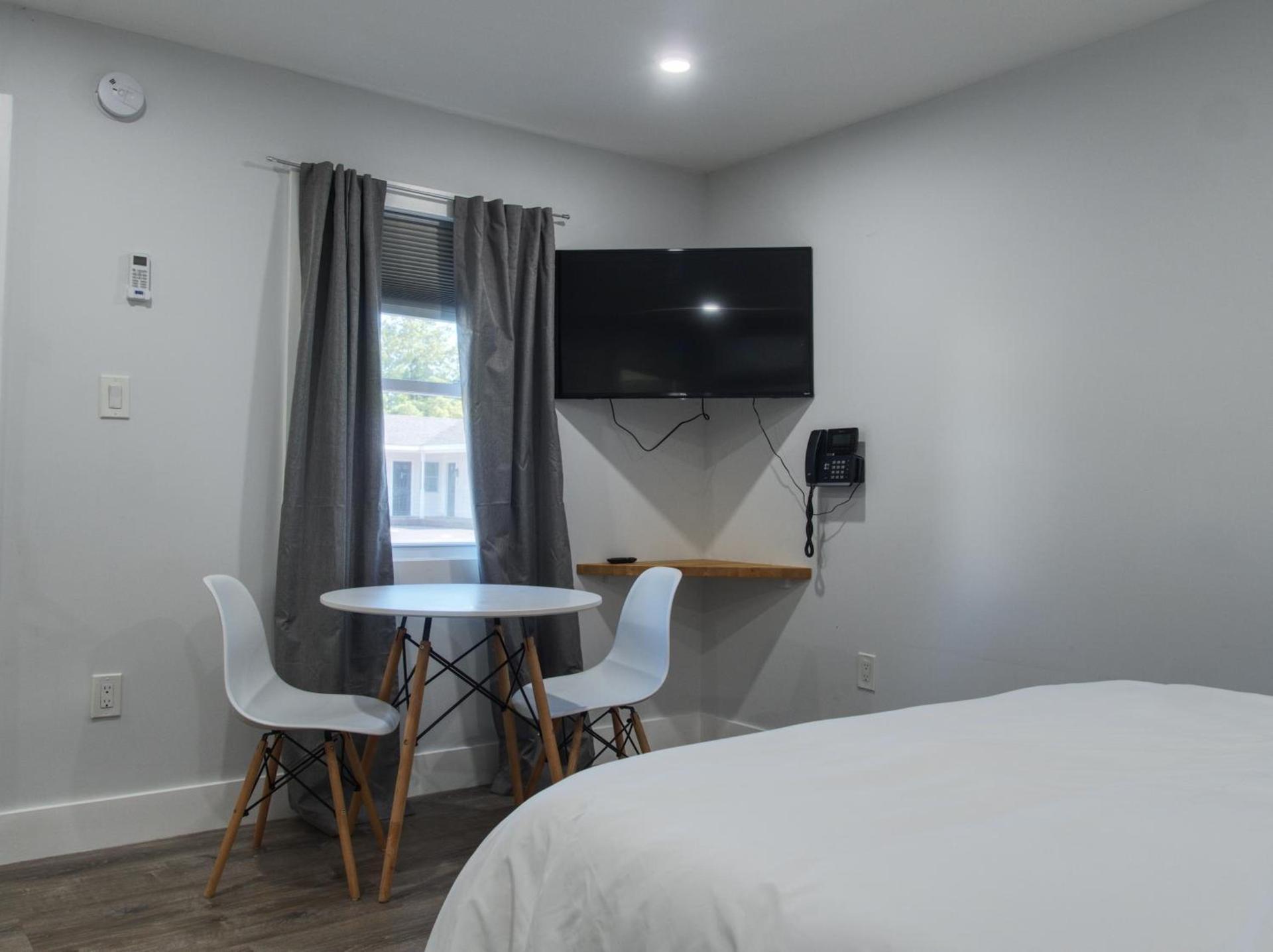 Vermont Suites photo 50