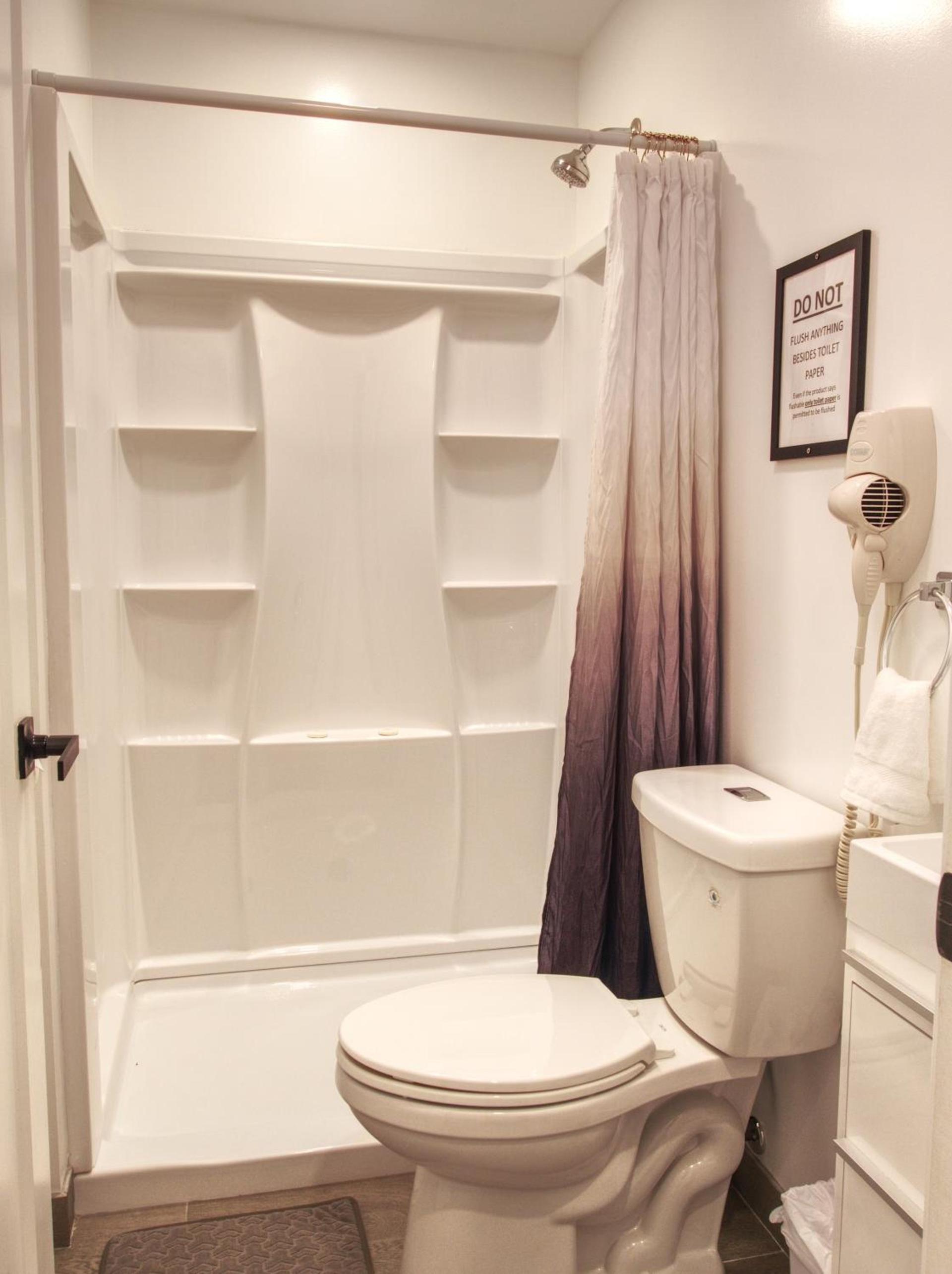 Vermont Suites photo 63
