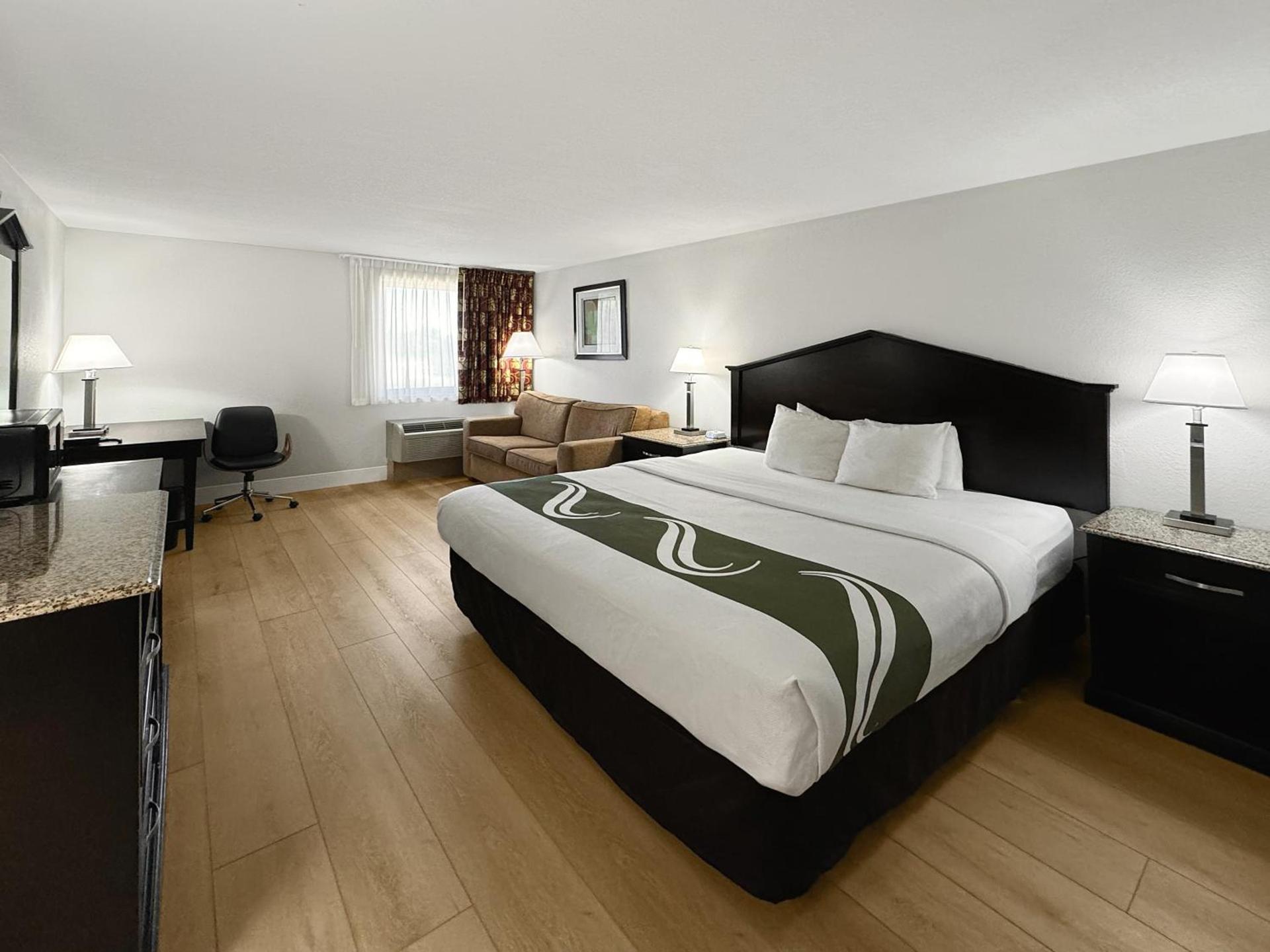 Quality Inn Fort Wayne photo 17