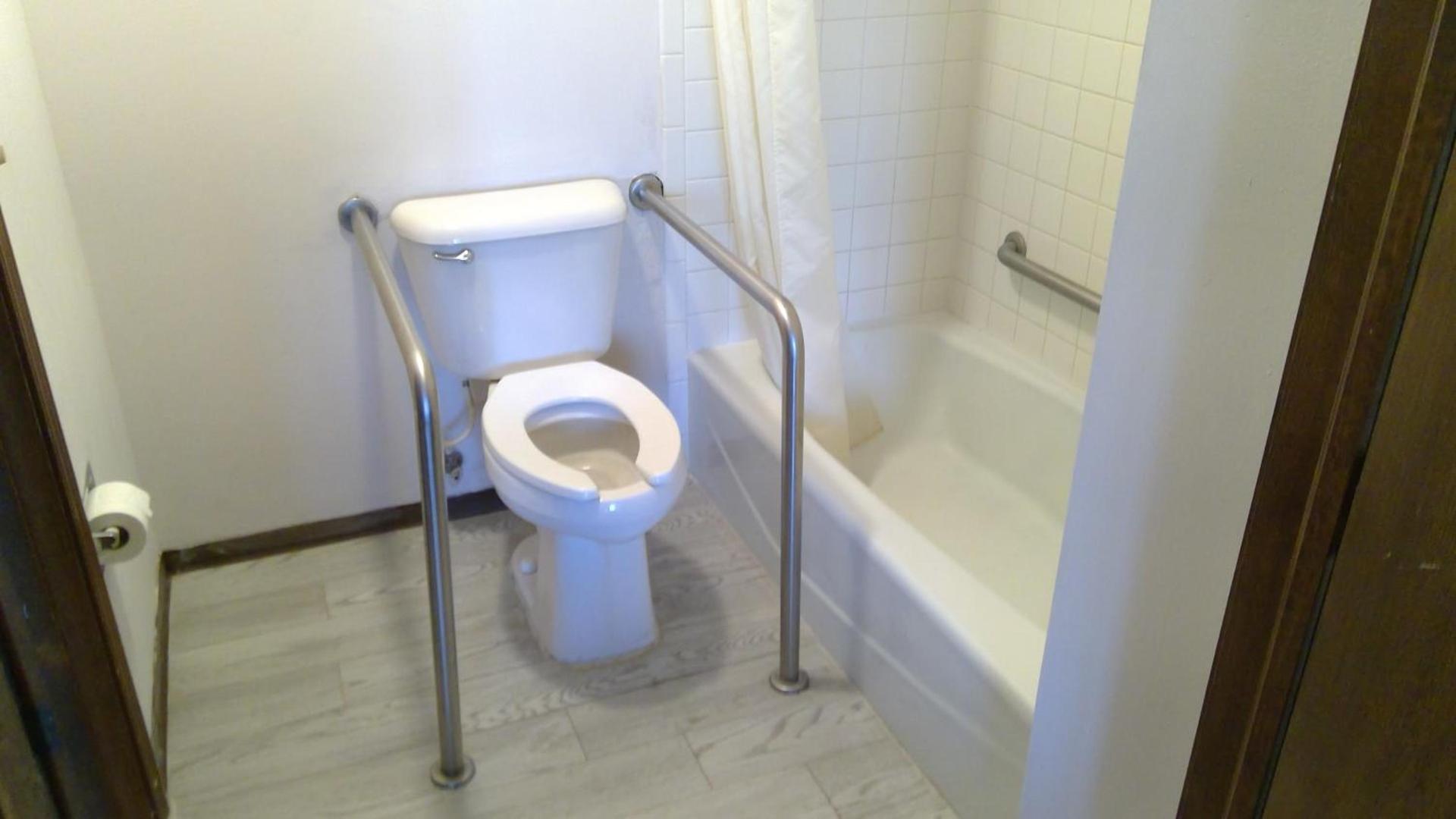Heritage Inn photo 7