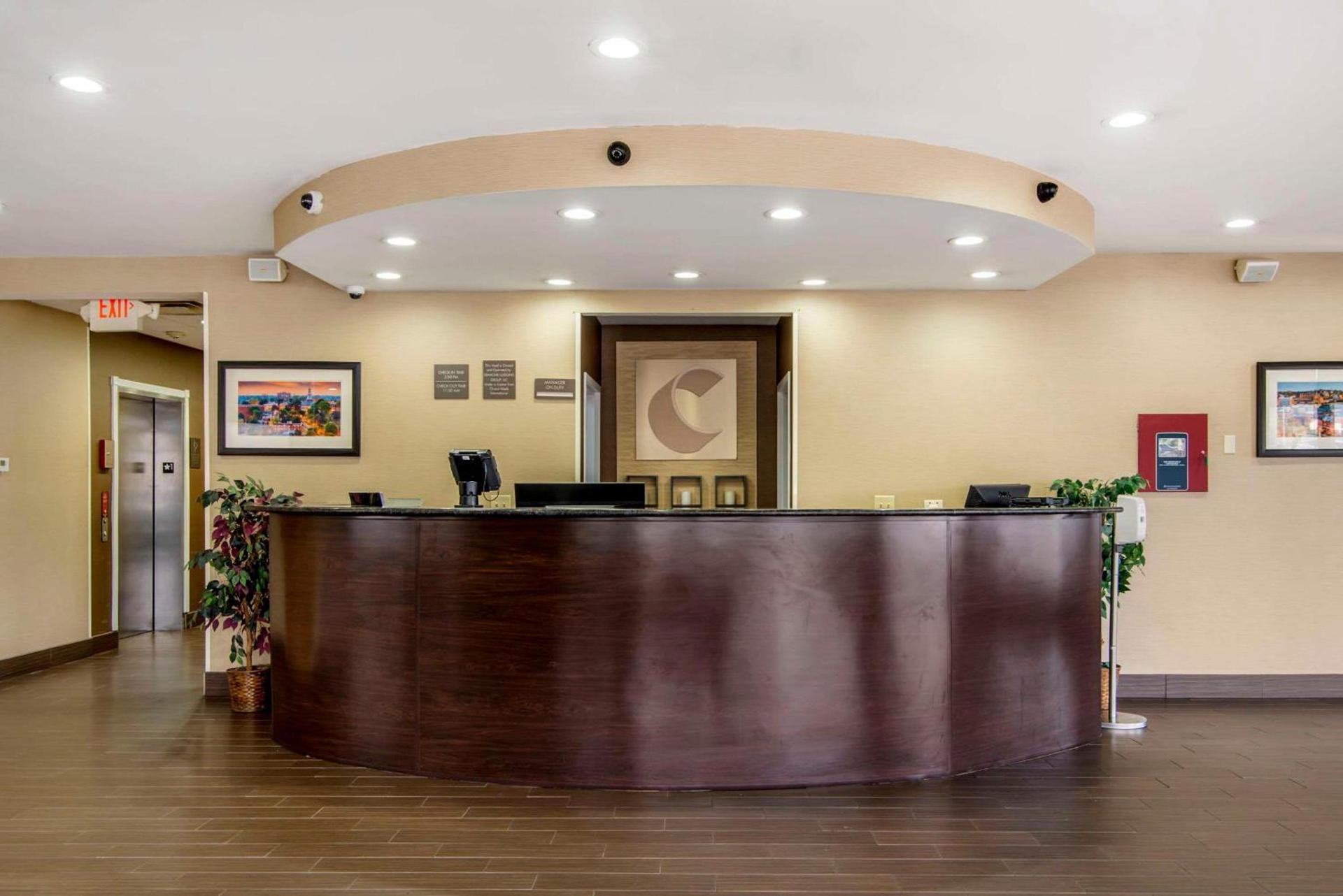 Comfort Suites Macon Northwest photo 3