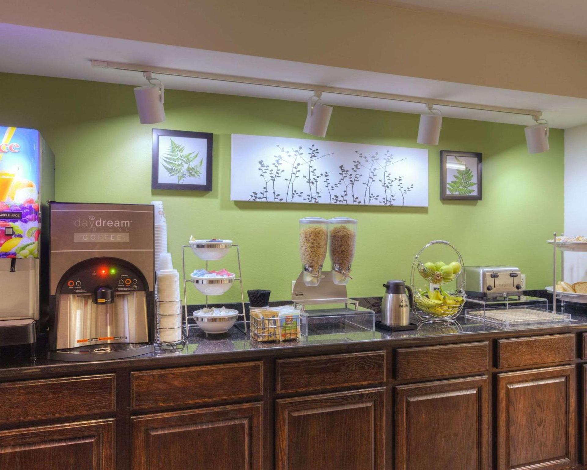 Sleep Inn Bryson City - Cherokee Area photo 21