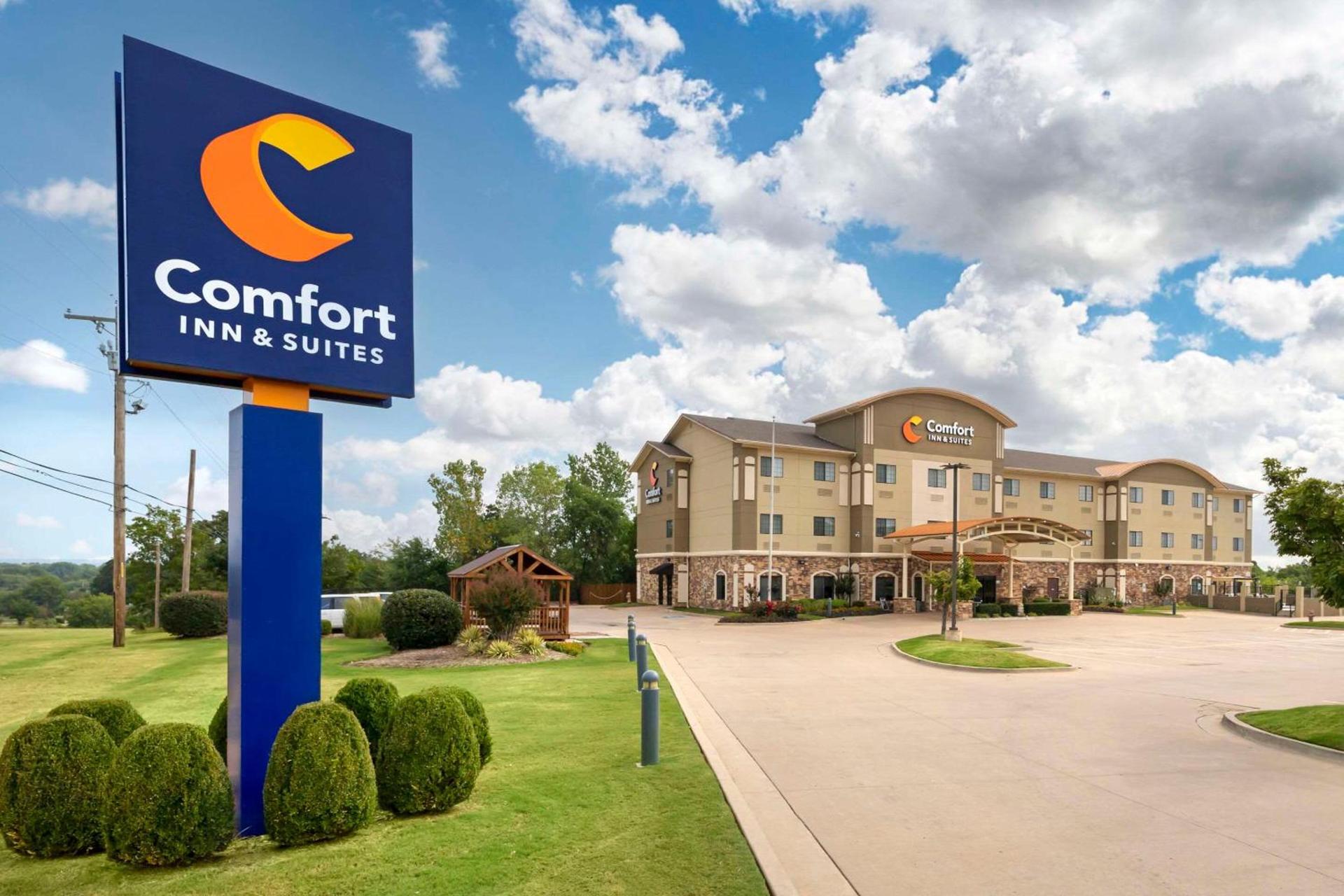 Comfort Inn & Suites Glenpool photo 2