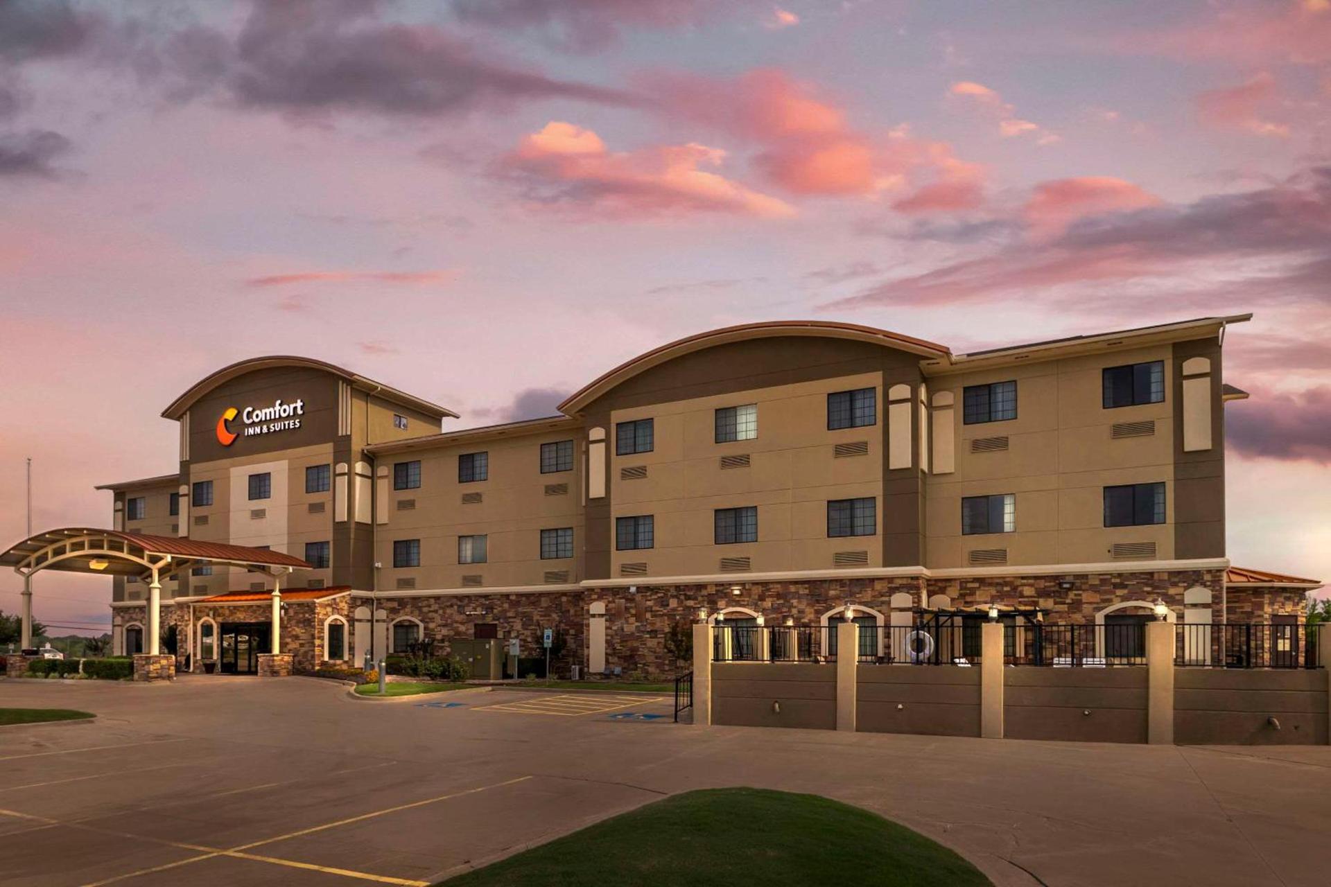 Comfort Inn & Suites Glenpool photo 4
