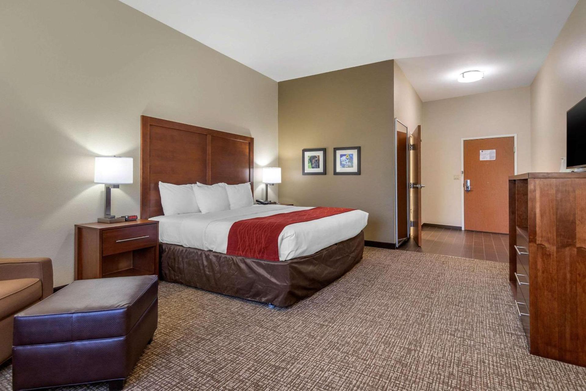 Comfort Inn & Suites Glenpool photo 8