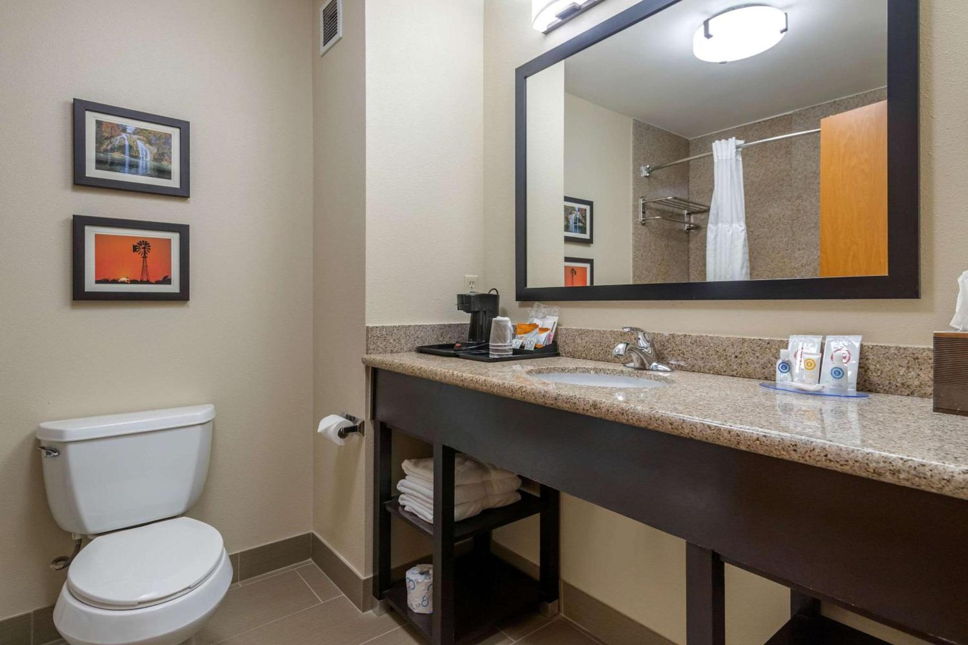 Comfort Inn & Suites Glenpool photo 22