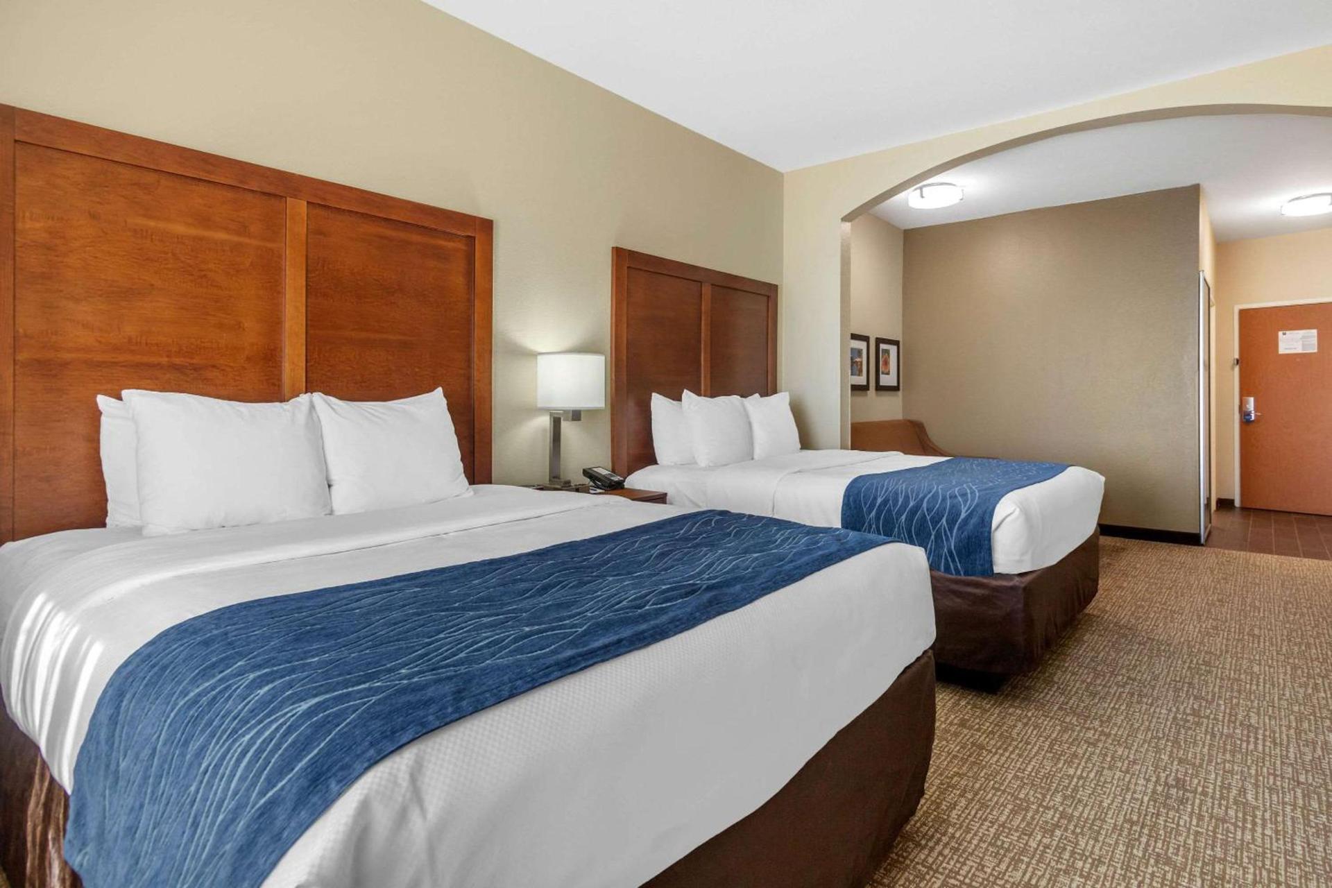 Comfort Inn & Suites Glenpool photo 24