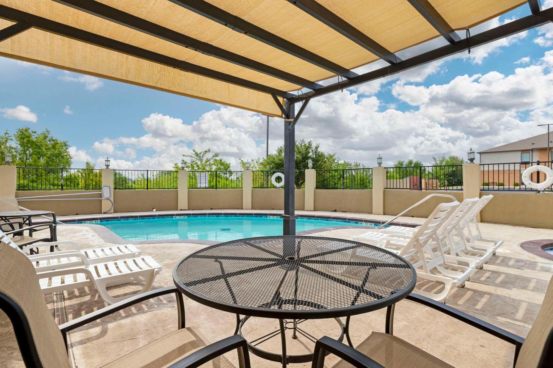Comfort Inn & Suites Glenpool photo 41