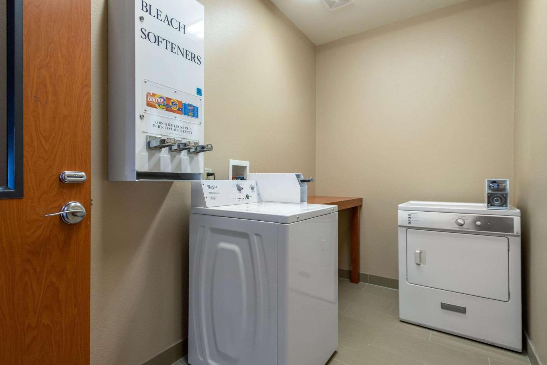 Comfort Inn & Suites Glenpool photo 49