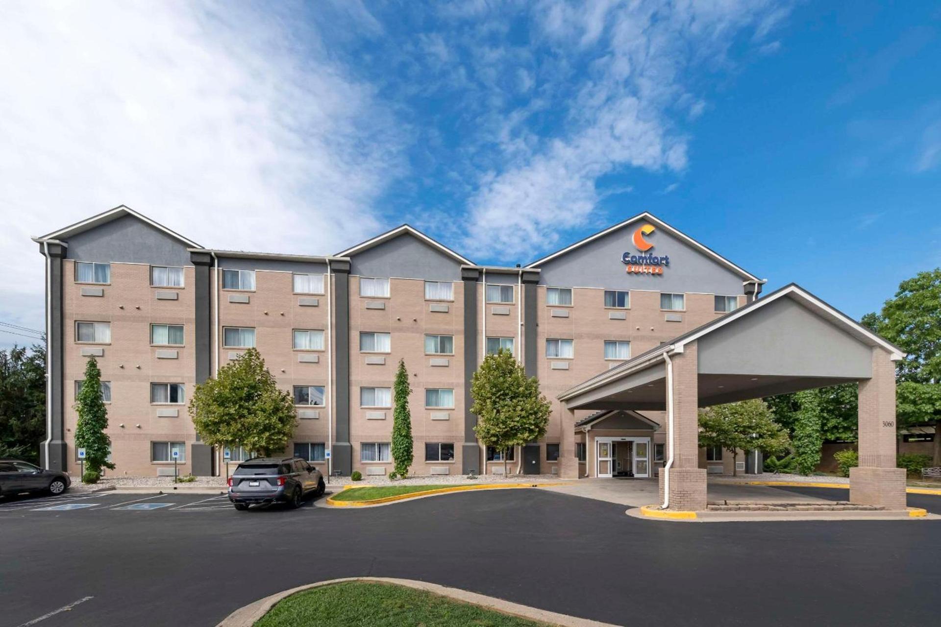 Comfort Suites Keeneland photo 1