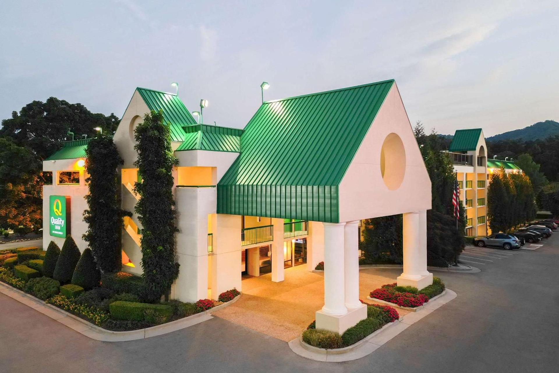 Quality Inn Near the Island Pigeon Forge photo 4