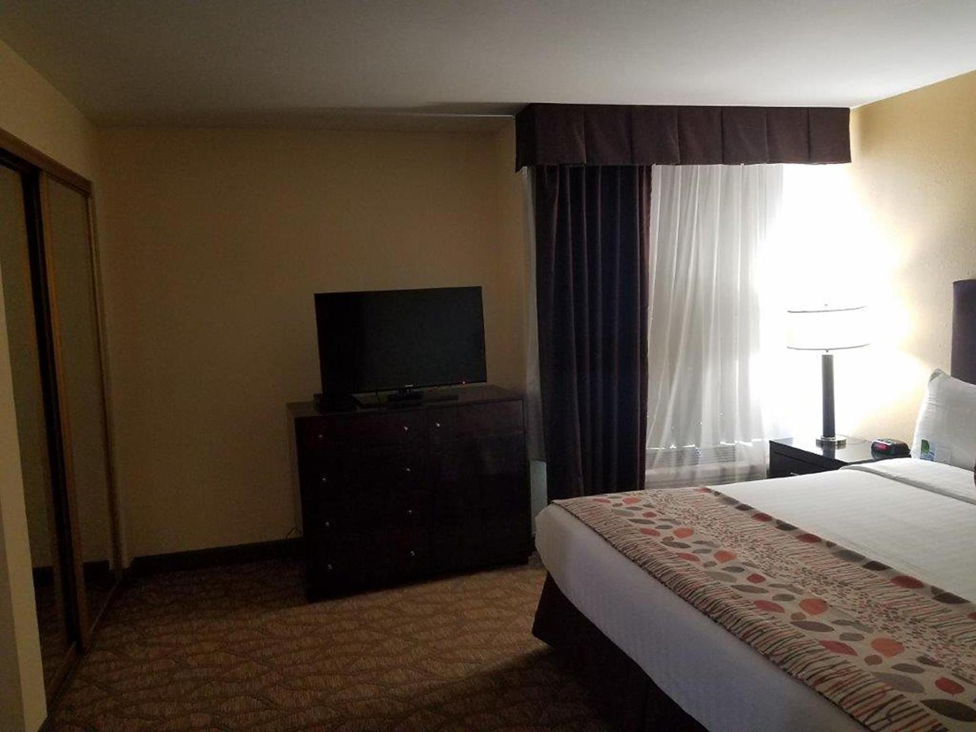 Airtel Plaza Hotel photo 66