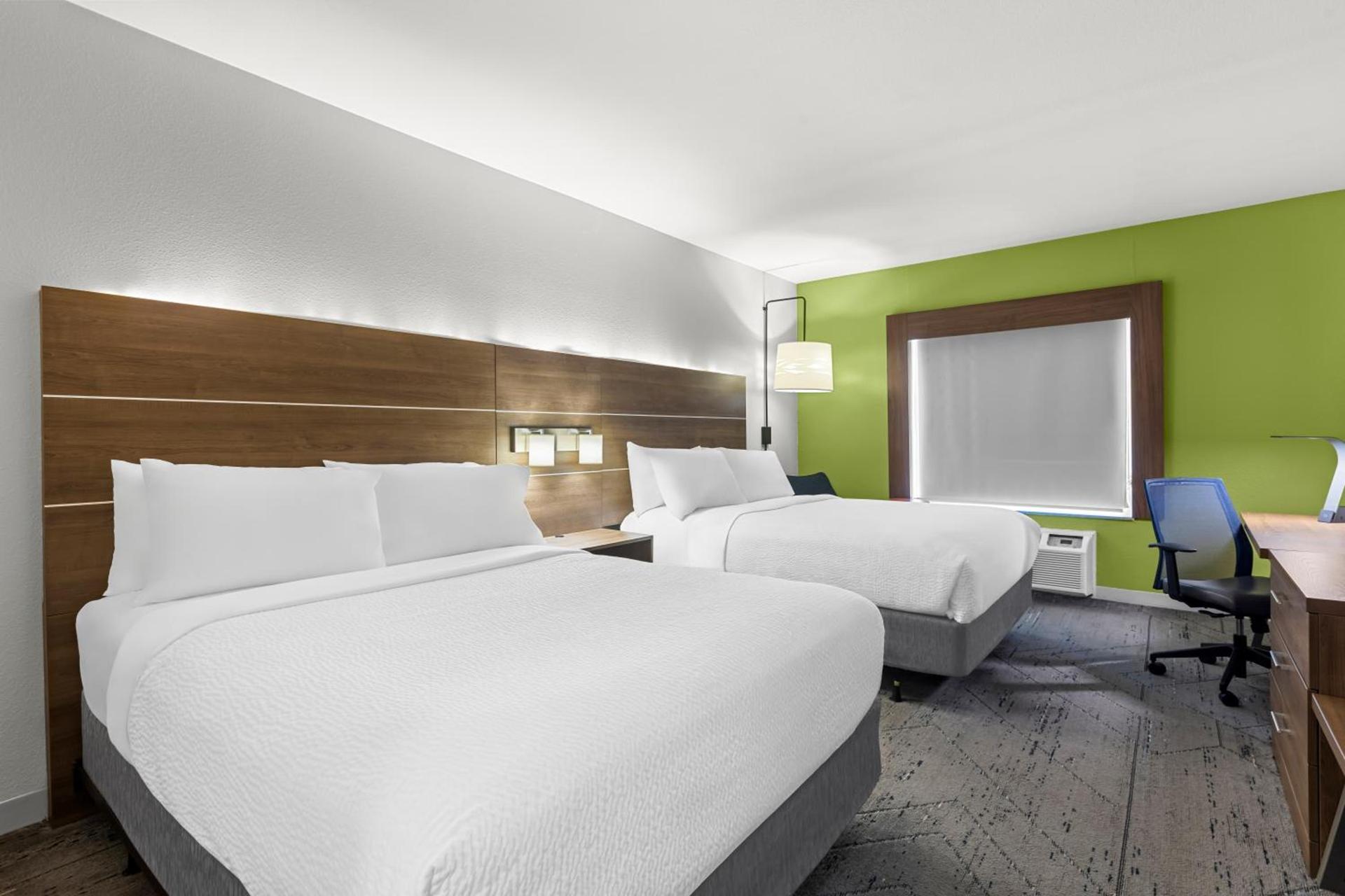 Holiday Inn Express Hotel & Suites Savannah Midtown by IHG photo 11