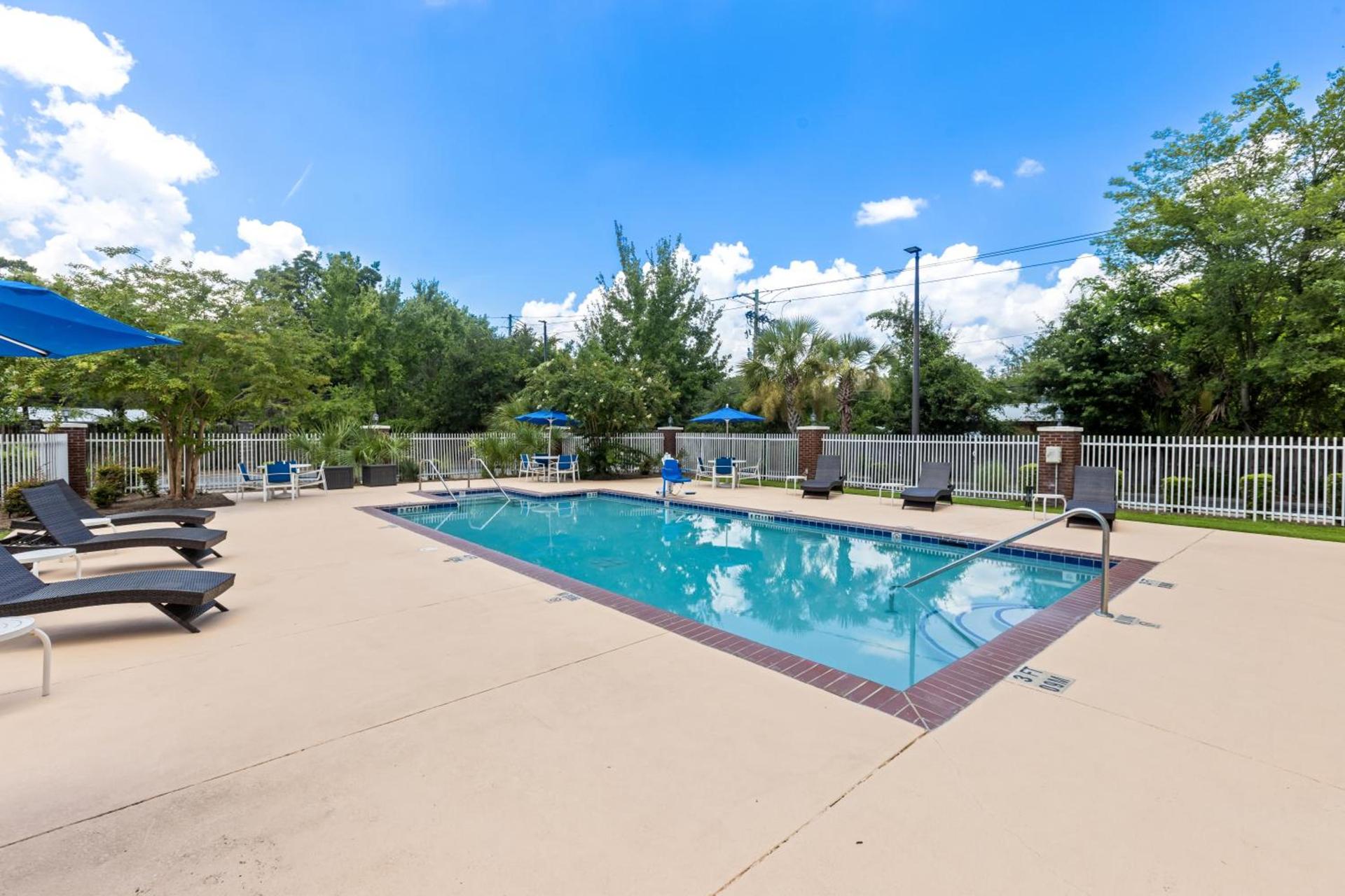 Holiday Inn Express Hotel & Suites Savannah Midtown by IHG photo 25