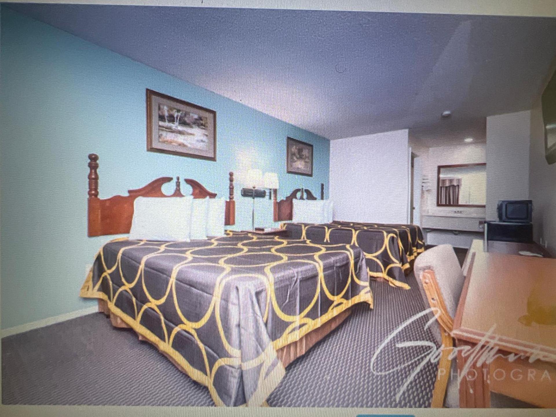 Sunrise Inn photo 11