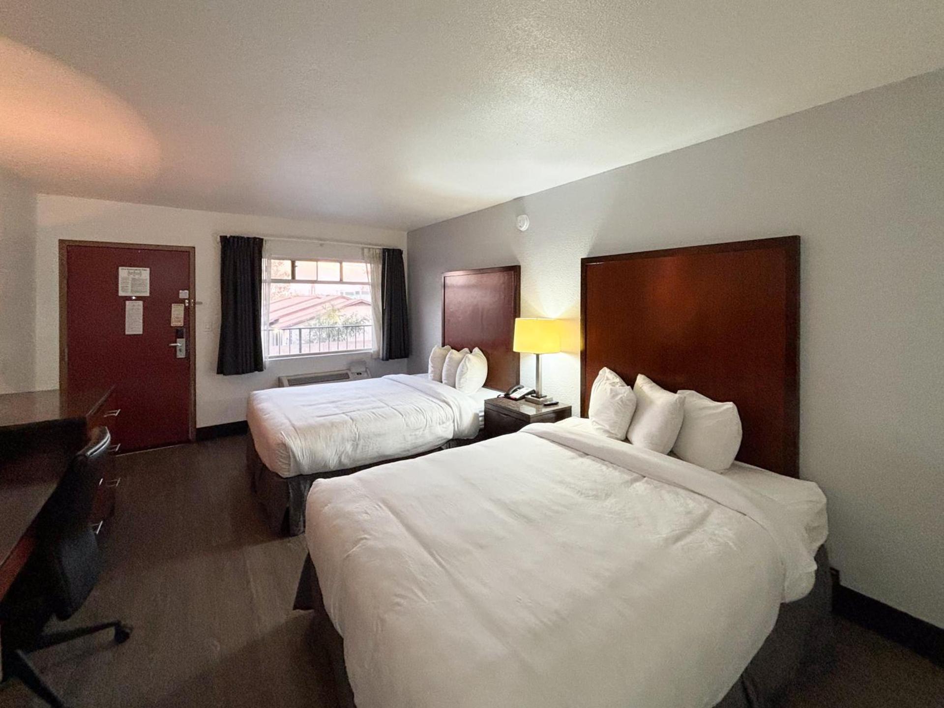 Motel 6 Mesa, AZ - Downtown photo 3