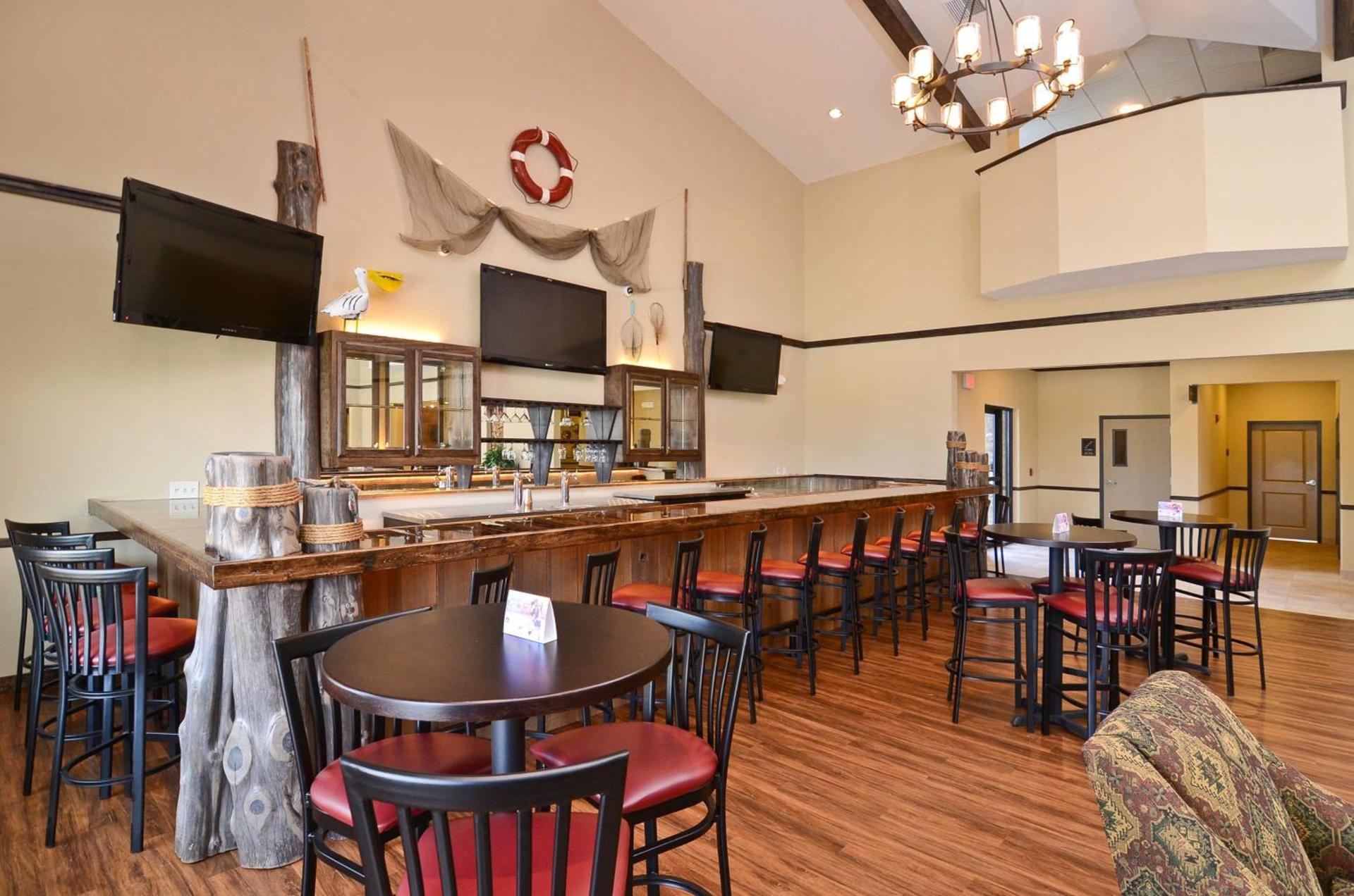 Best Western Plus Emory at Lake Fork Inn & Suites photo 5