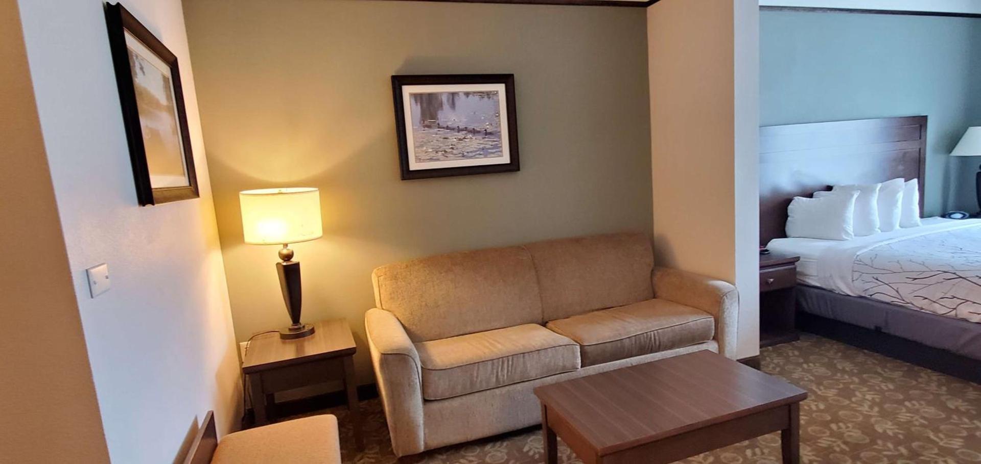 Best Western Plus Emory at Lake Fork Inn & Suites photo 13