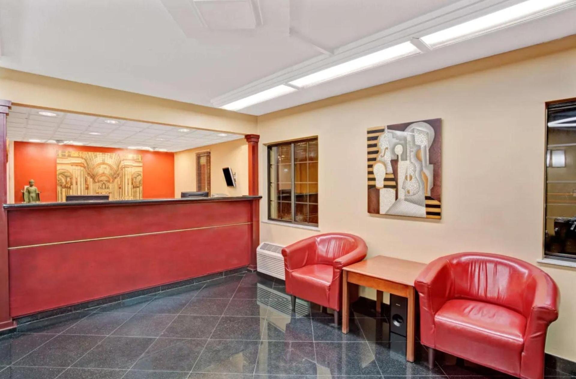 Economy Inn Jax-OP photo 3