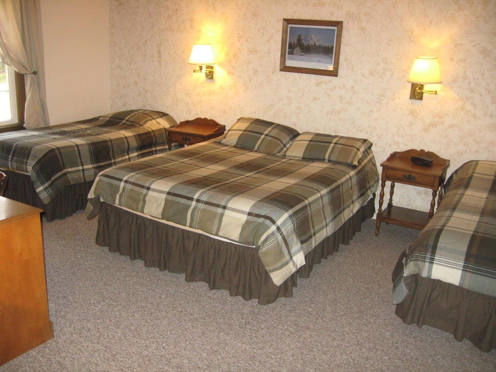 Big Bears Lodge photo 20