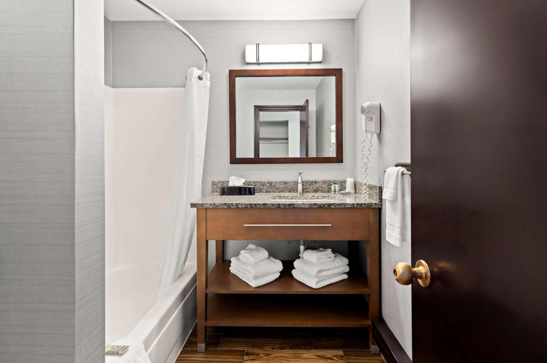 Best Western - Freeport Inn photo 20