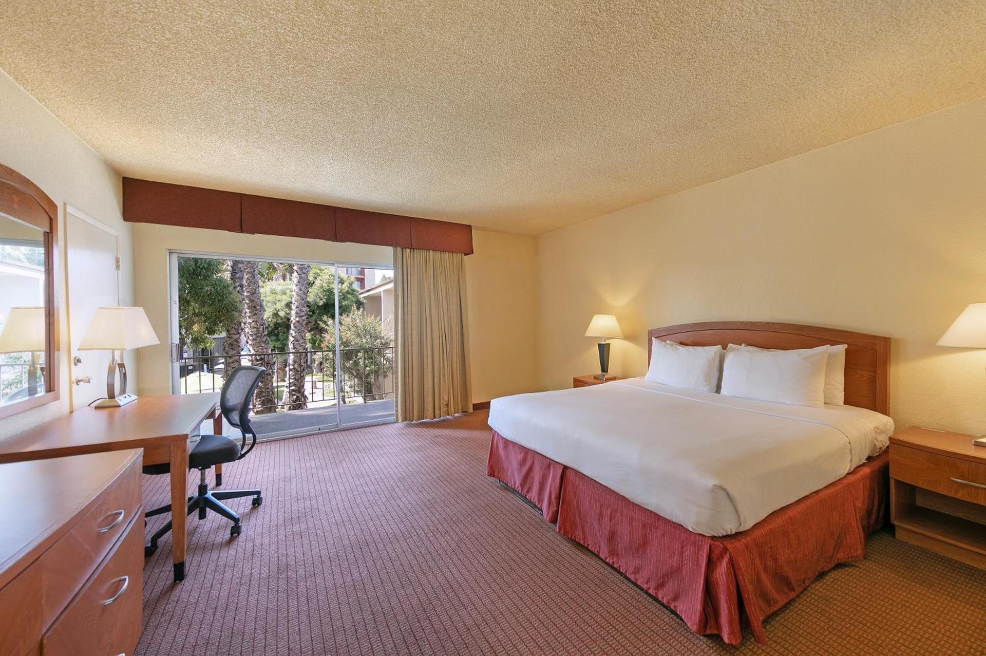 Golden Sails Hotel photo 7