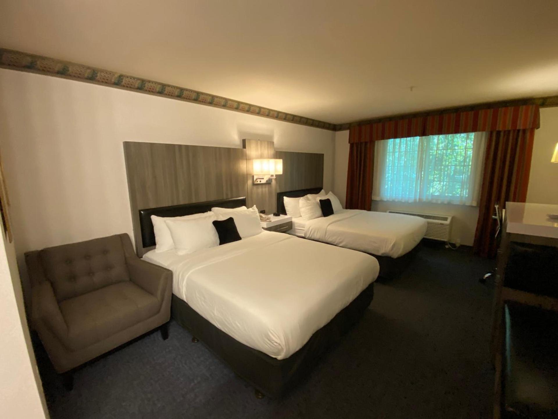 Quality Inn Port Orchard photo 25