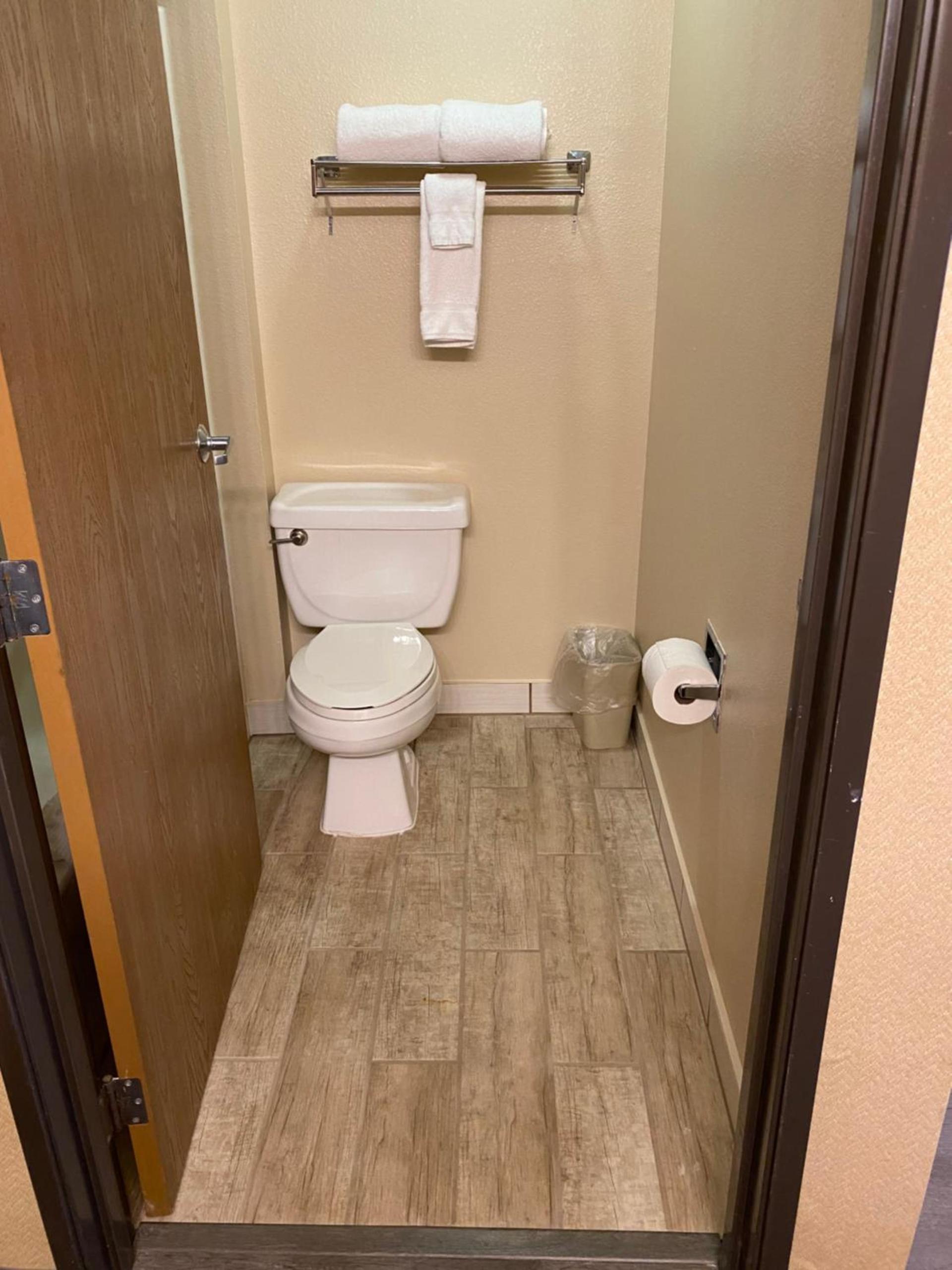 Quality Inn Port Orchard photo 11