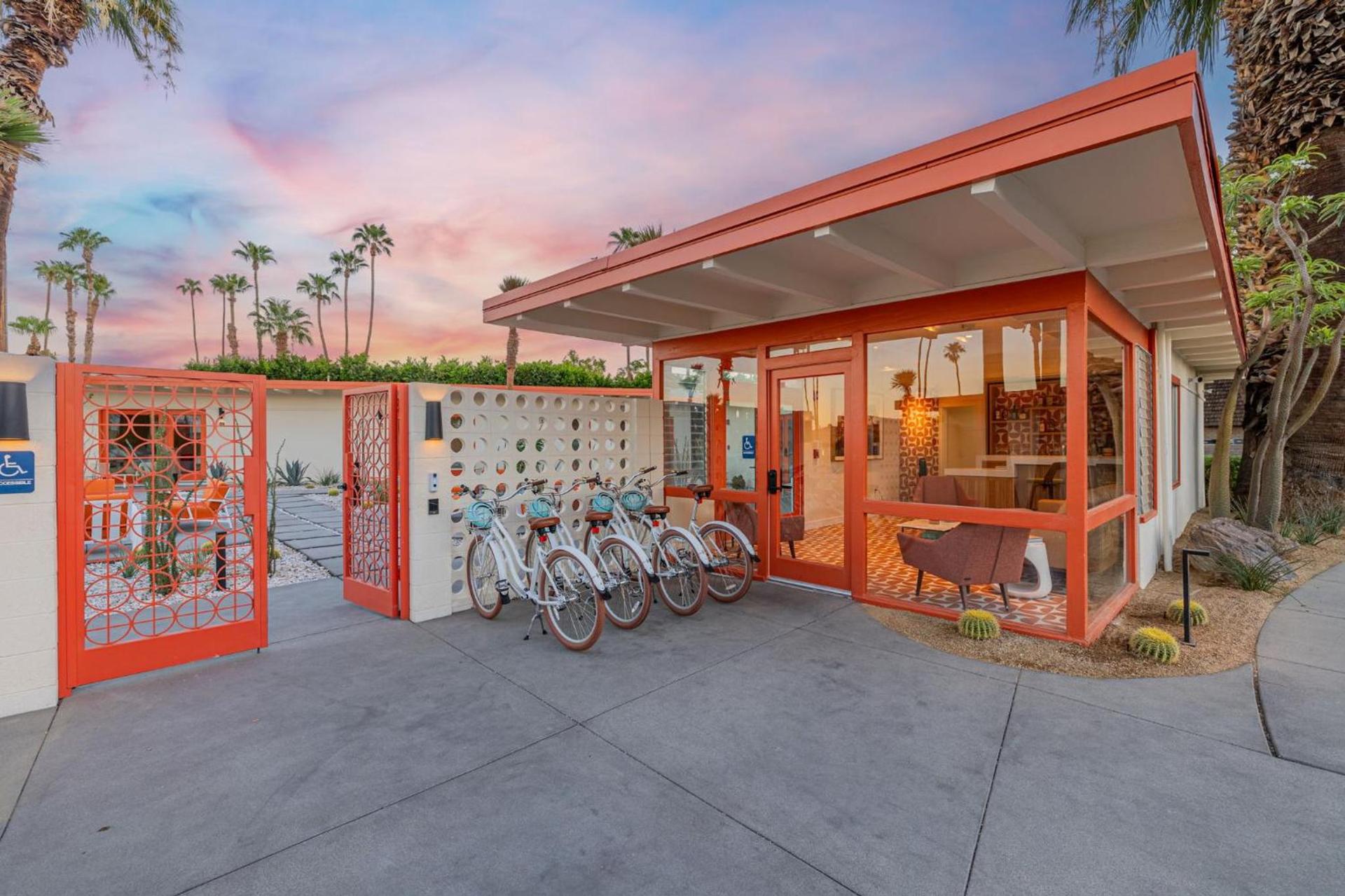 Mojave Resort - Adults Only photo 7