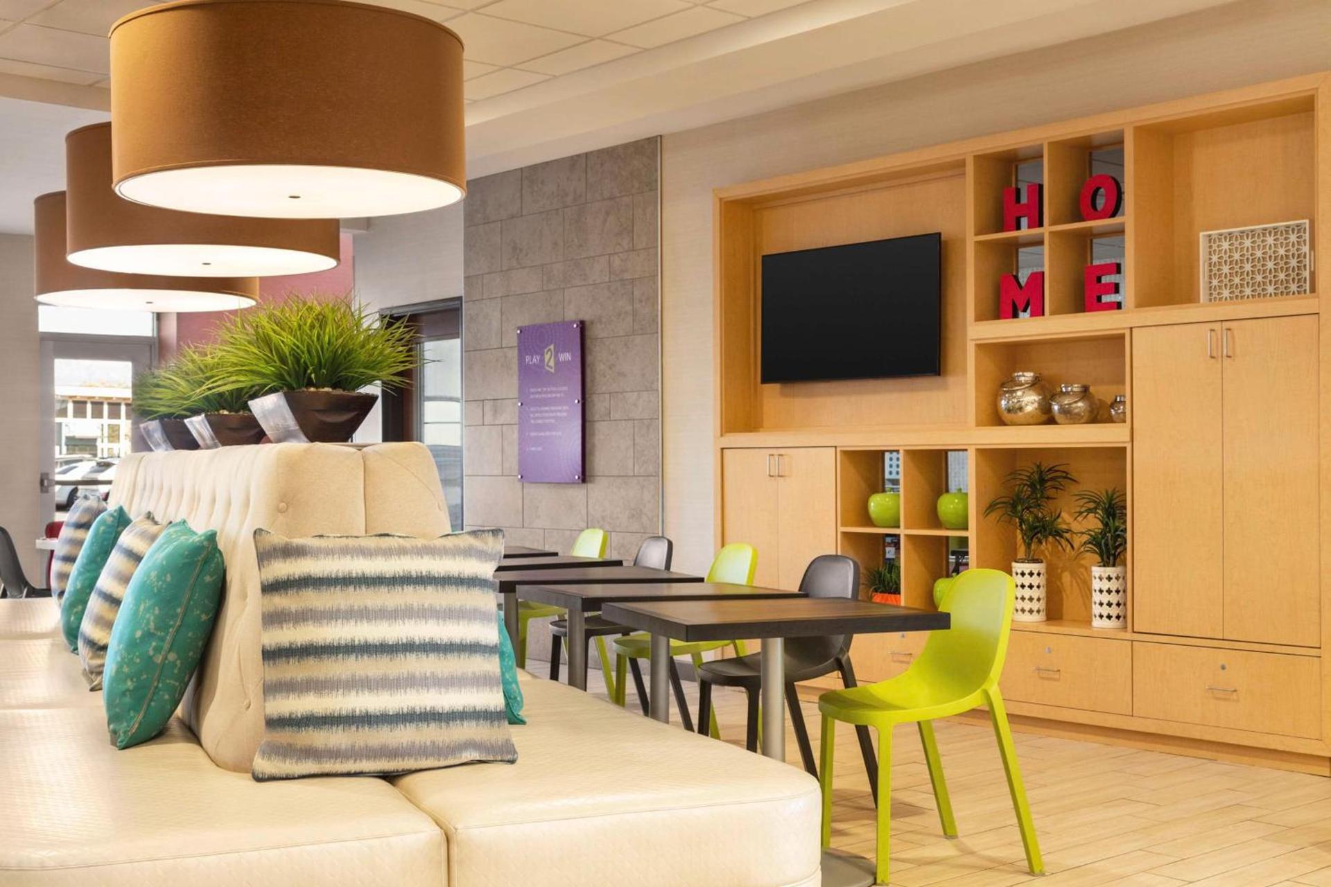 Home2 Suites by Hilton Albuquerque Downtown/University photo 13
